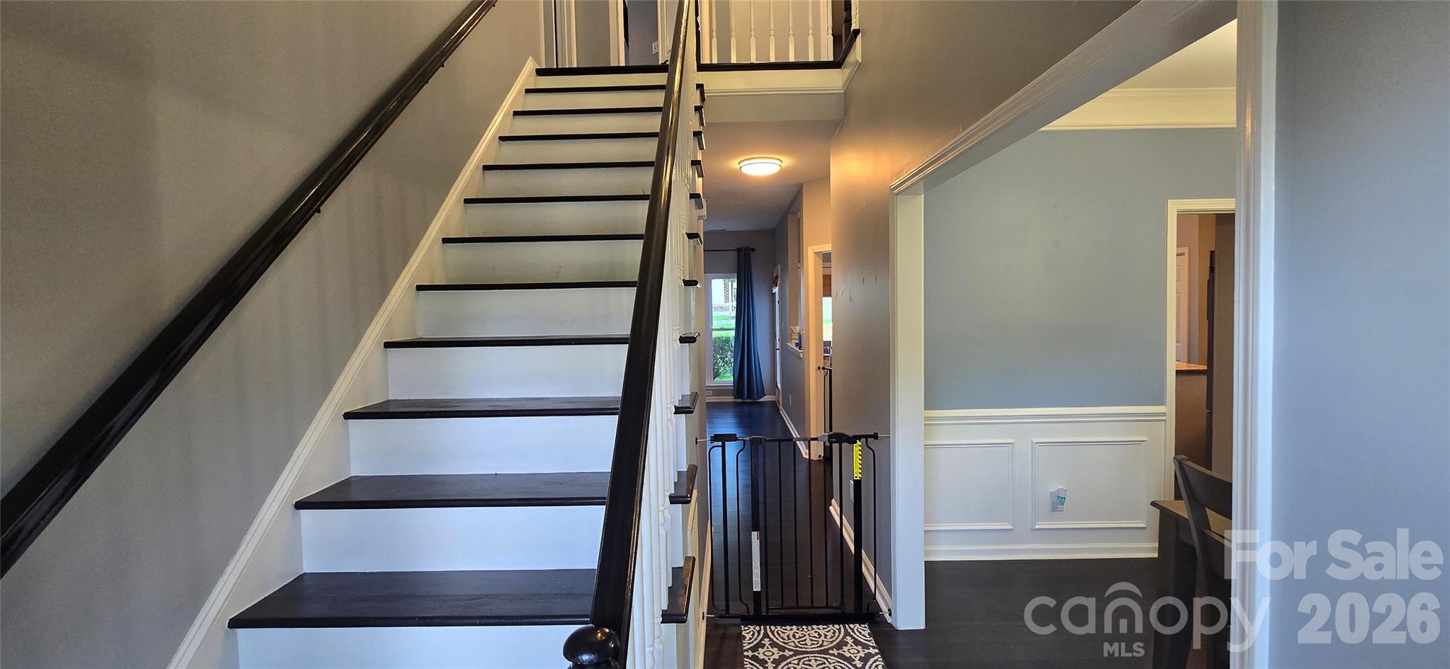 657 Gable Oaks Lane NW