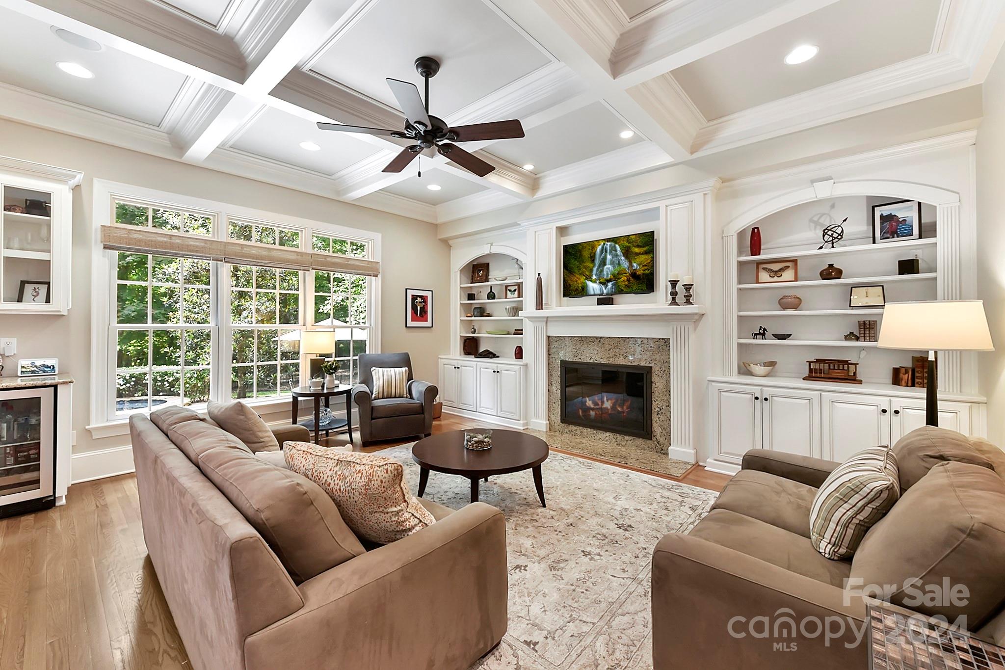 CHATELAINE - Residential