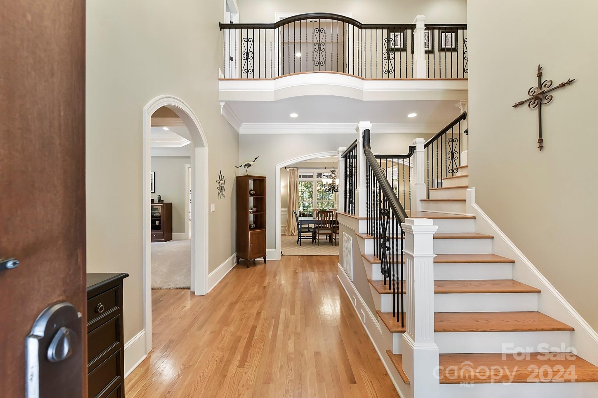 CHATELAINE - Residential