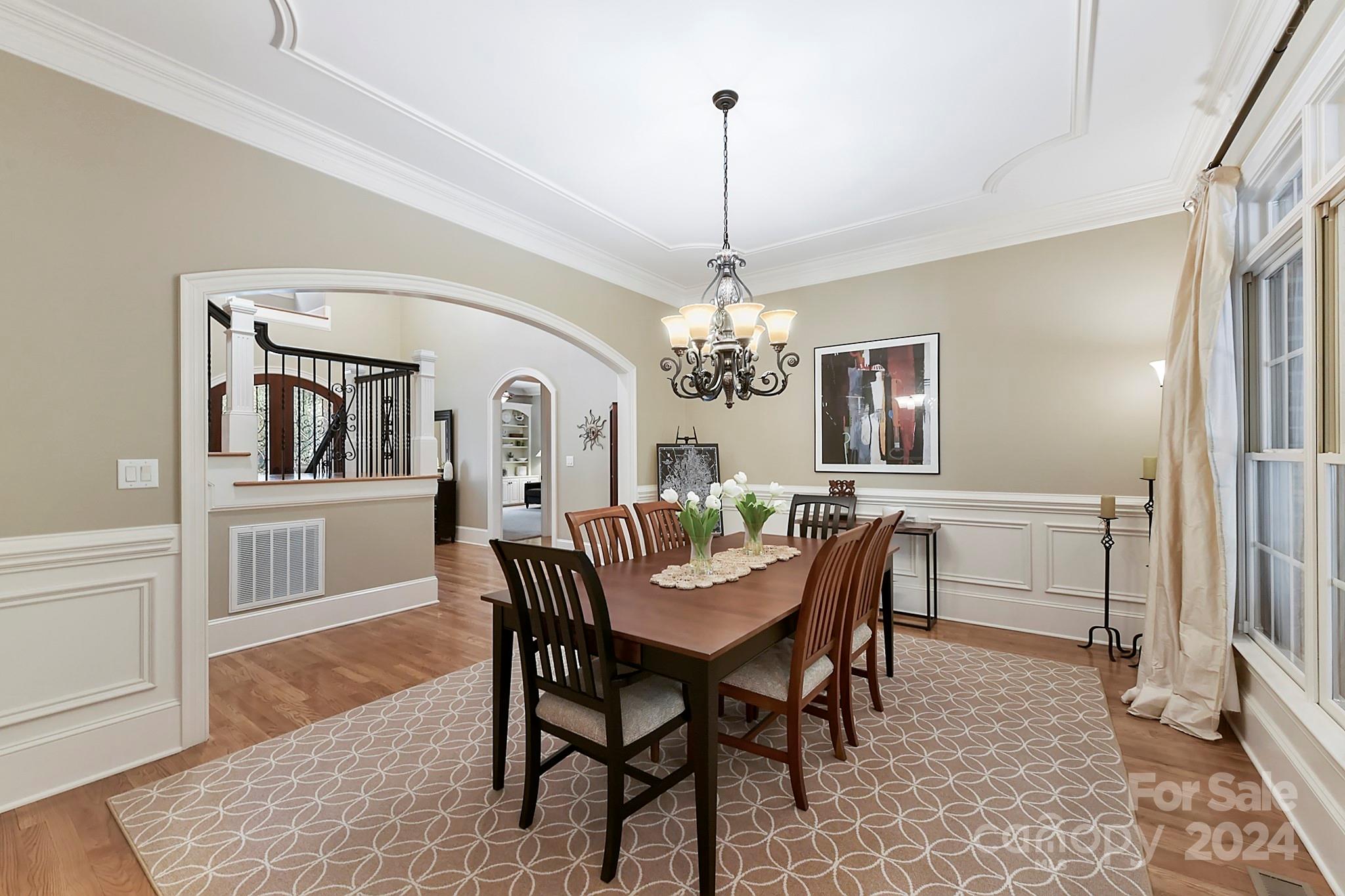 CHATELAINE - Residential