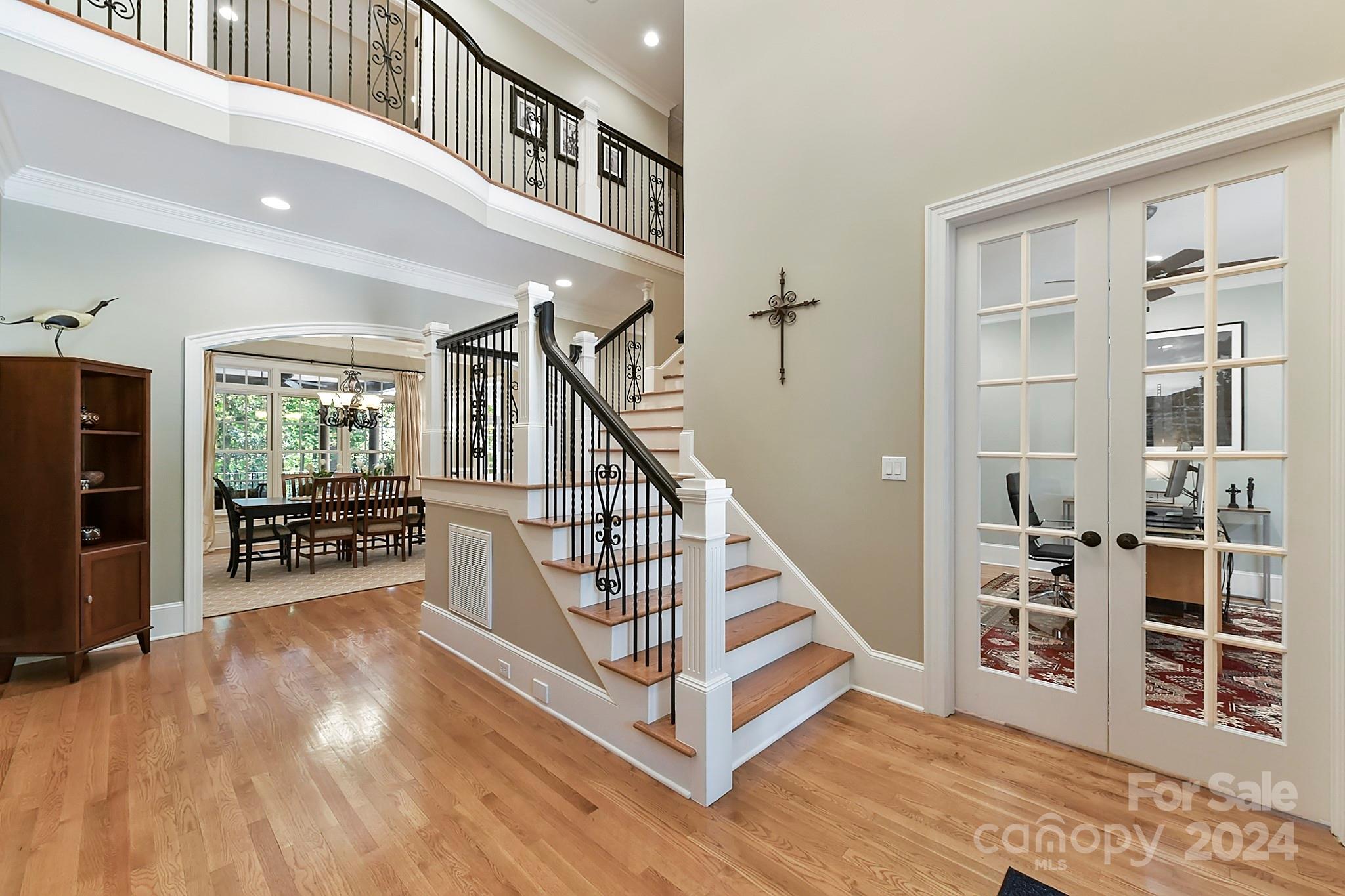 CHATELAINE - Residential