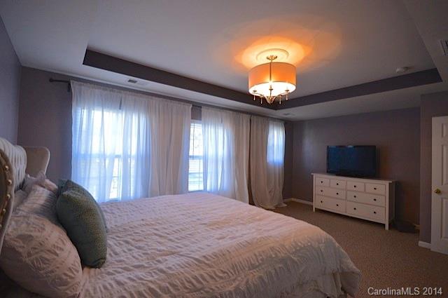 Old Stone Crossing - Residential