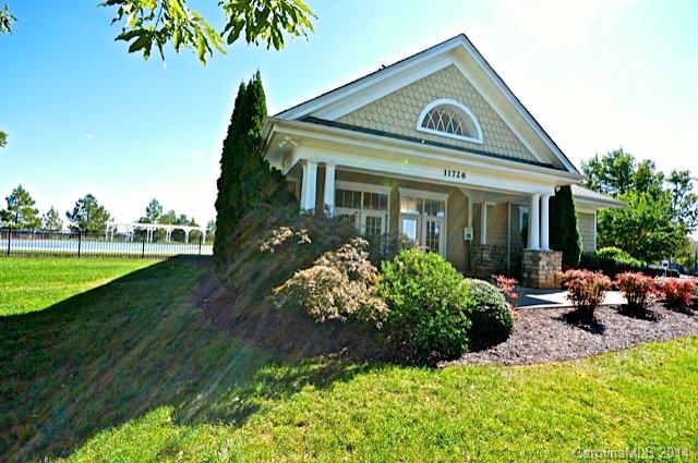 Old Stone Crossing - Residential