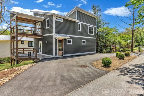 Photo of 200 Stafford Street, Black Mountain, NC 28711 (MLS # 4371812)