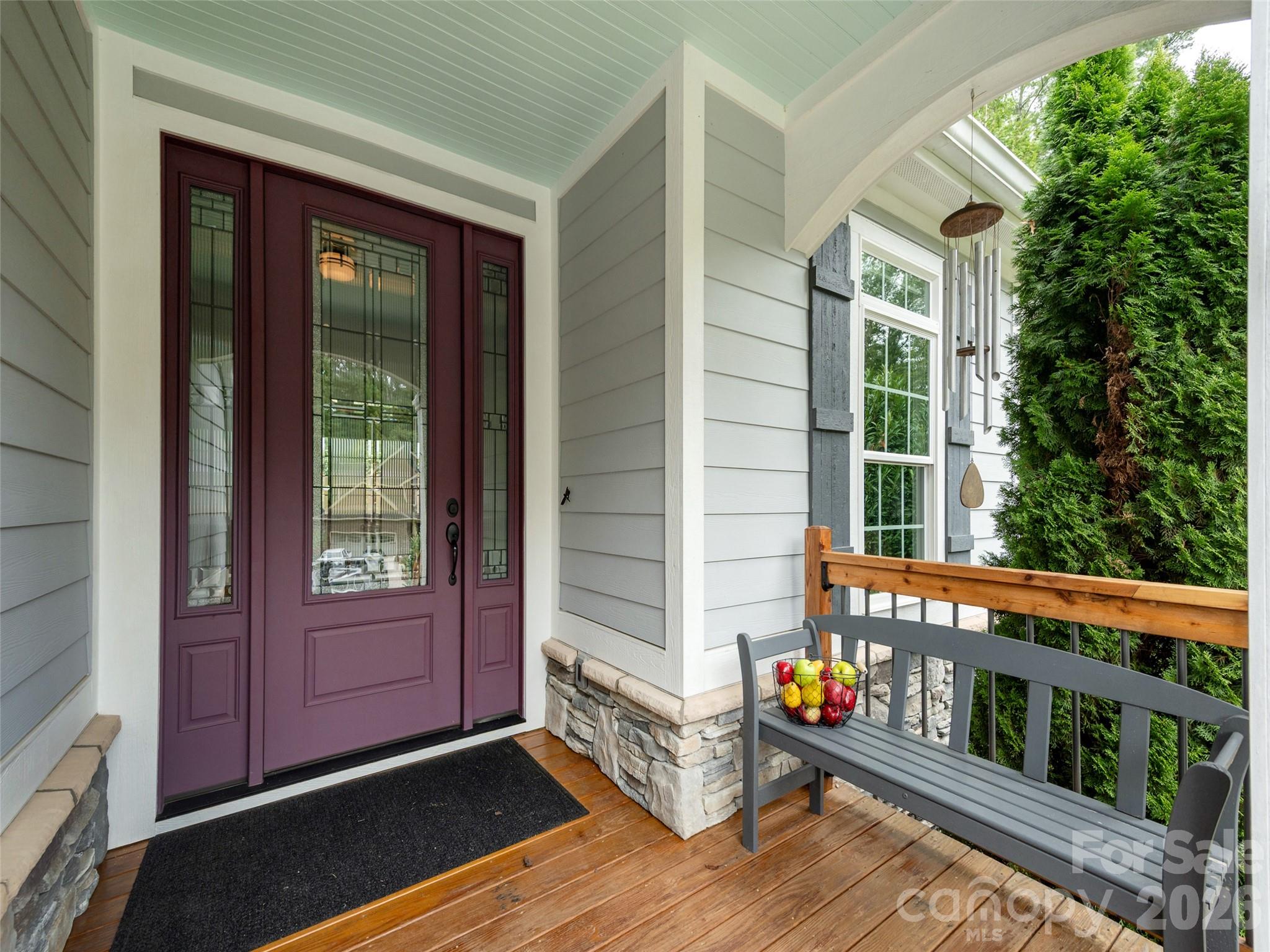 8 Broadmoor Drive