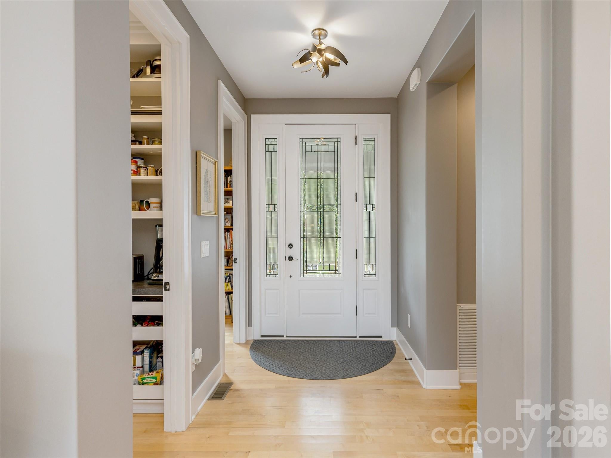 8 Broadmoor Drive