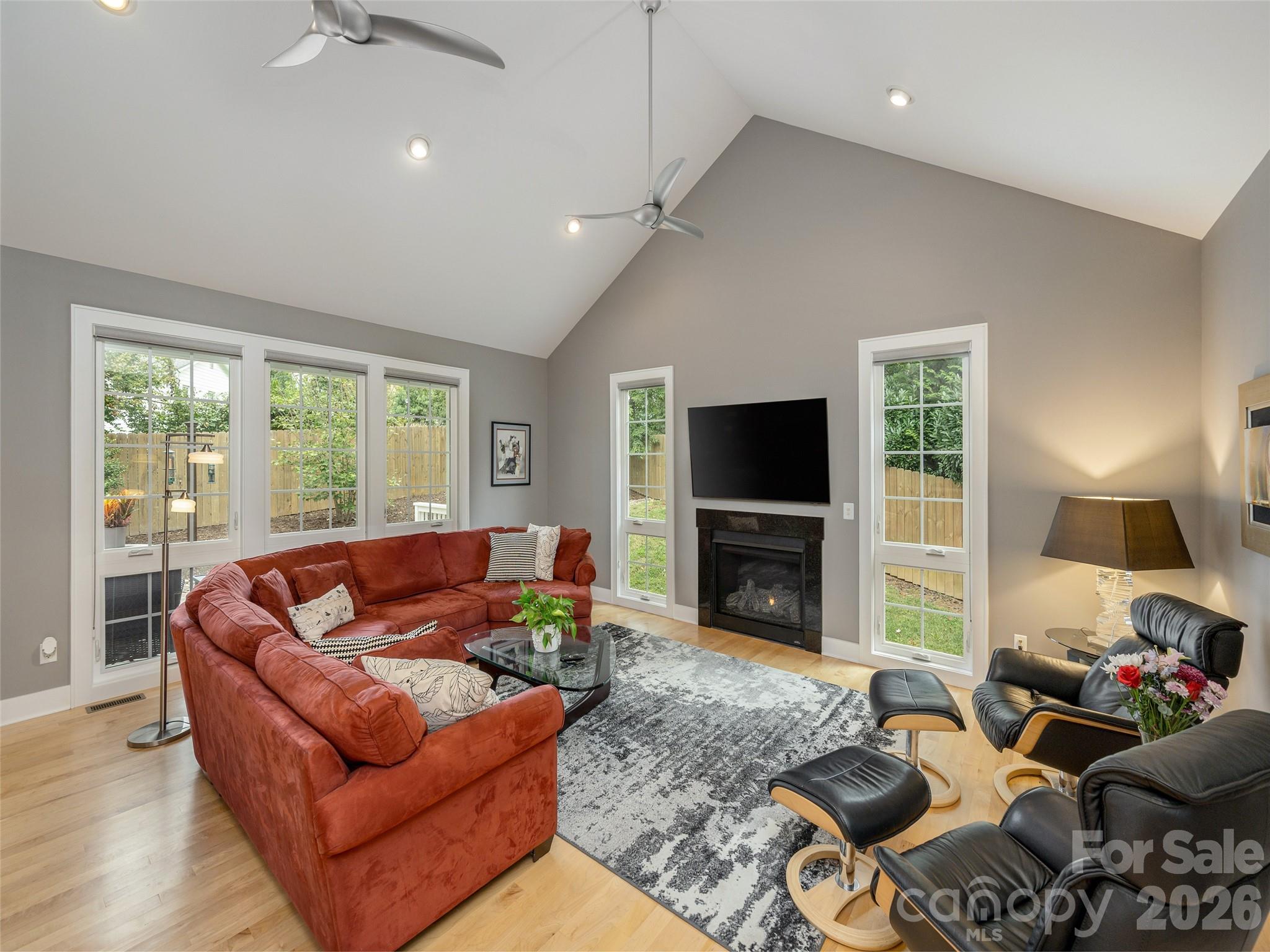 8 Broadmoor Drive