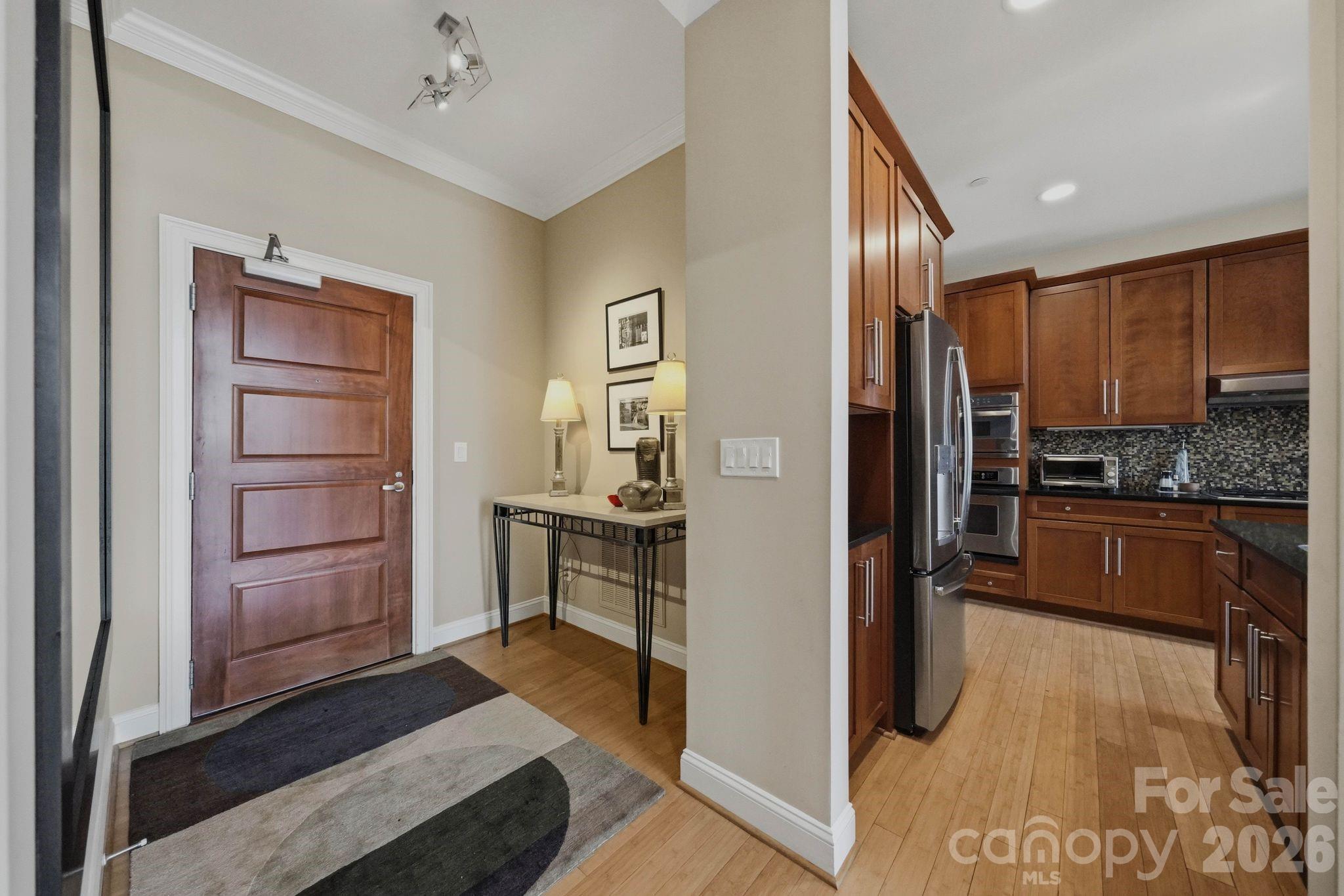 435 S Tryon Street 904