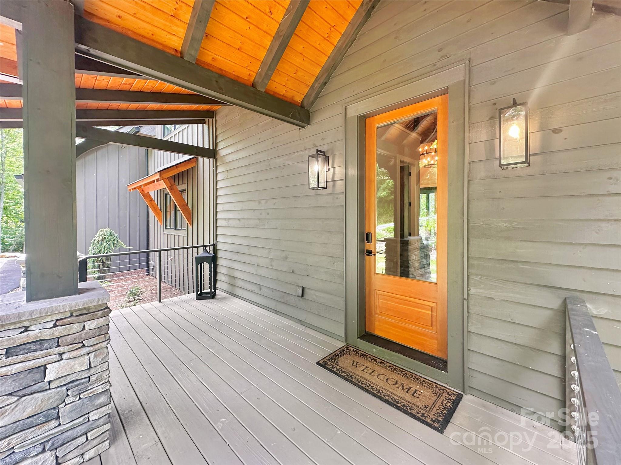 1736 Twin Rivers Drive
