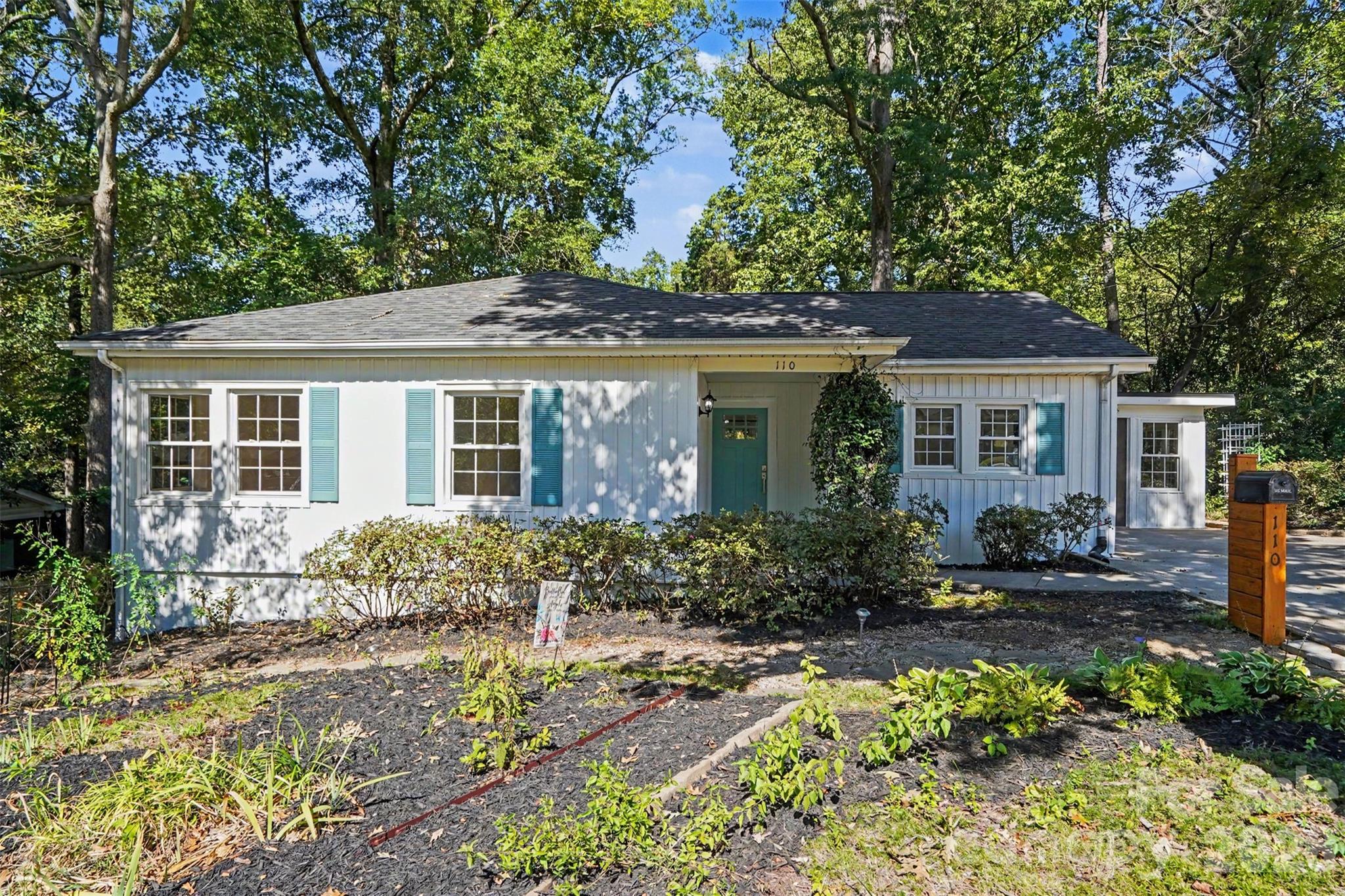 110 Hillside Avenue SW