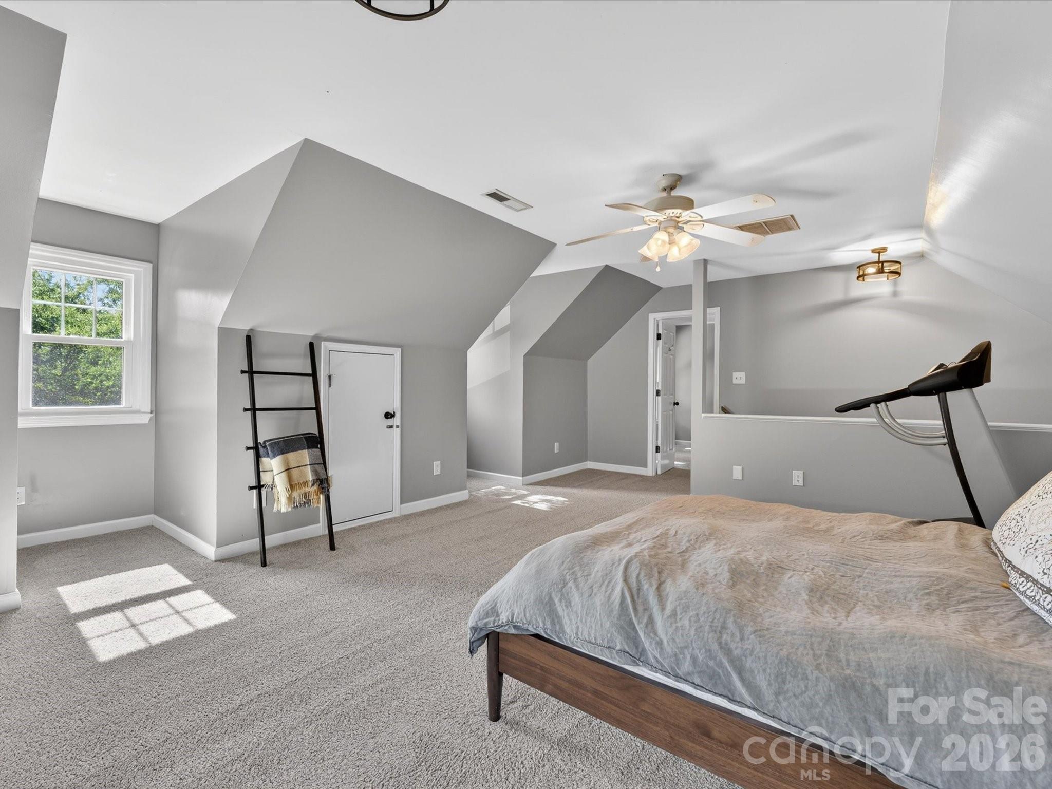 Hampton Green - Residential