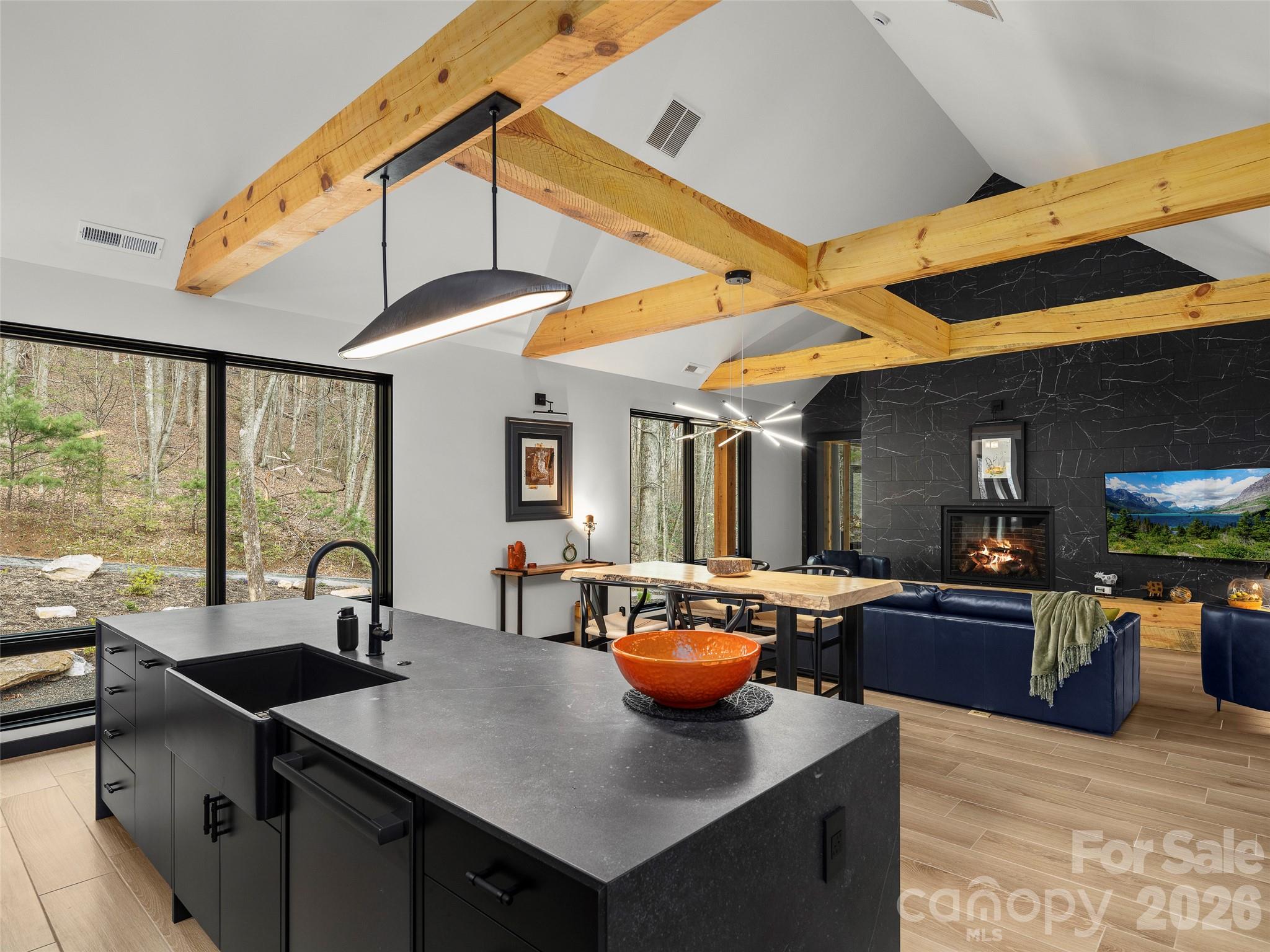 Laurel Ridge - Residential