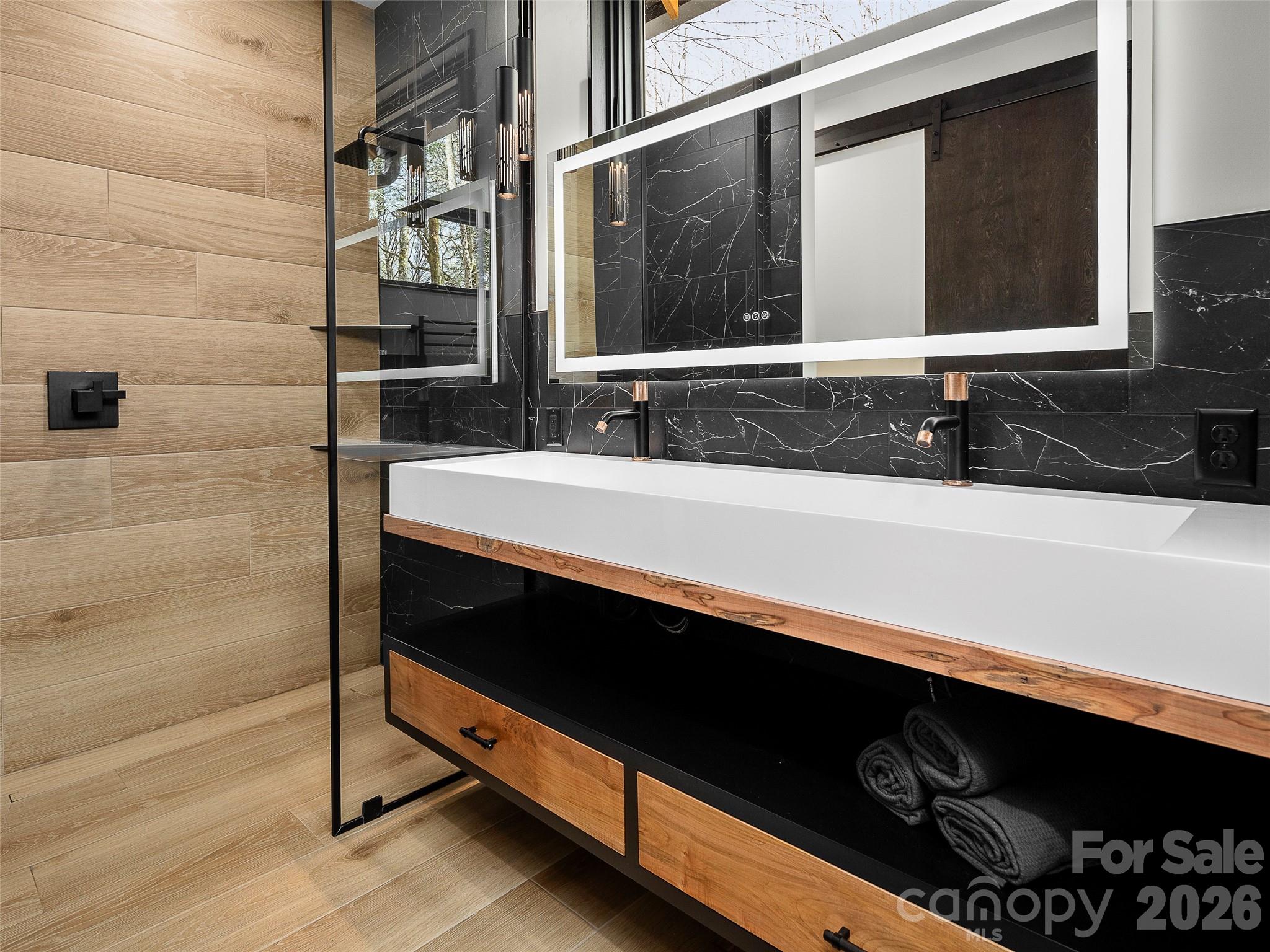 Laurel Ridge - Residential