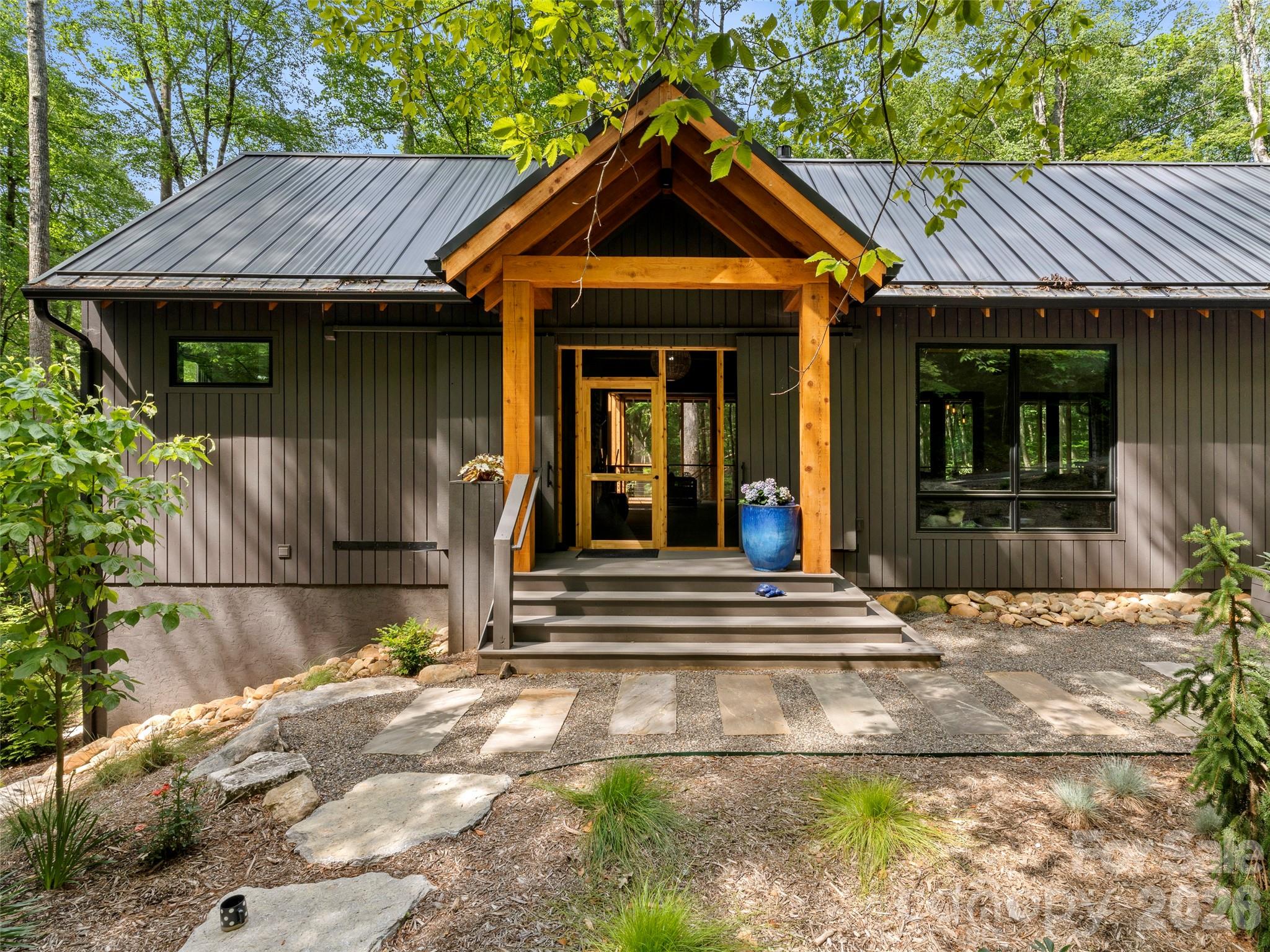 Laurel Ridge - Residential