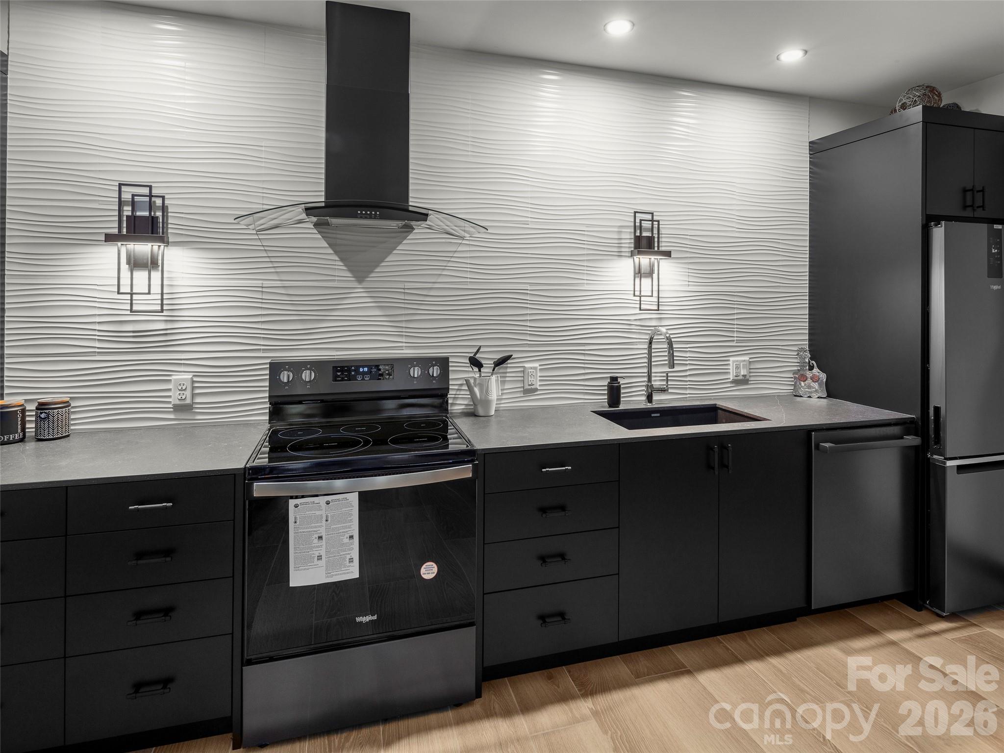 Laurel Ridge - Residential