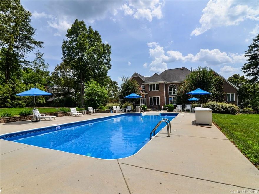 This completely renovated dream kitchen has it all; Sub-Zero fridge, Wolfe 60” Dual Fuel Range w/6 gas burners & flat grill, pot filler faucet, Pro Bunn Coffee Maker hooked to water line & hand milled birch cabinets!  There's a master suite on each level. Open 2 story great rm with fireplace. Huge bonus/entertainment rm!  You’ll thoroughly enjoy the amazing outdoor space; .86 acre lot w/fenced backyard, 40’x20’ pool, screened porch and huge patio w/gas and electric feeds.  Quick access to I-485!