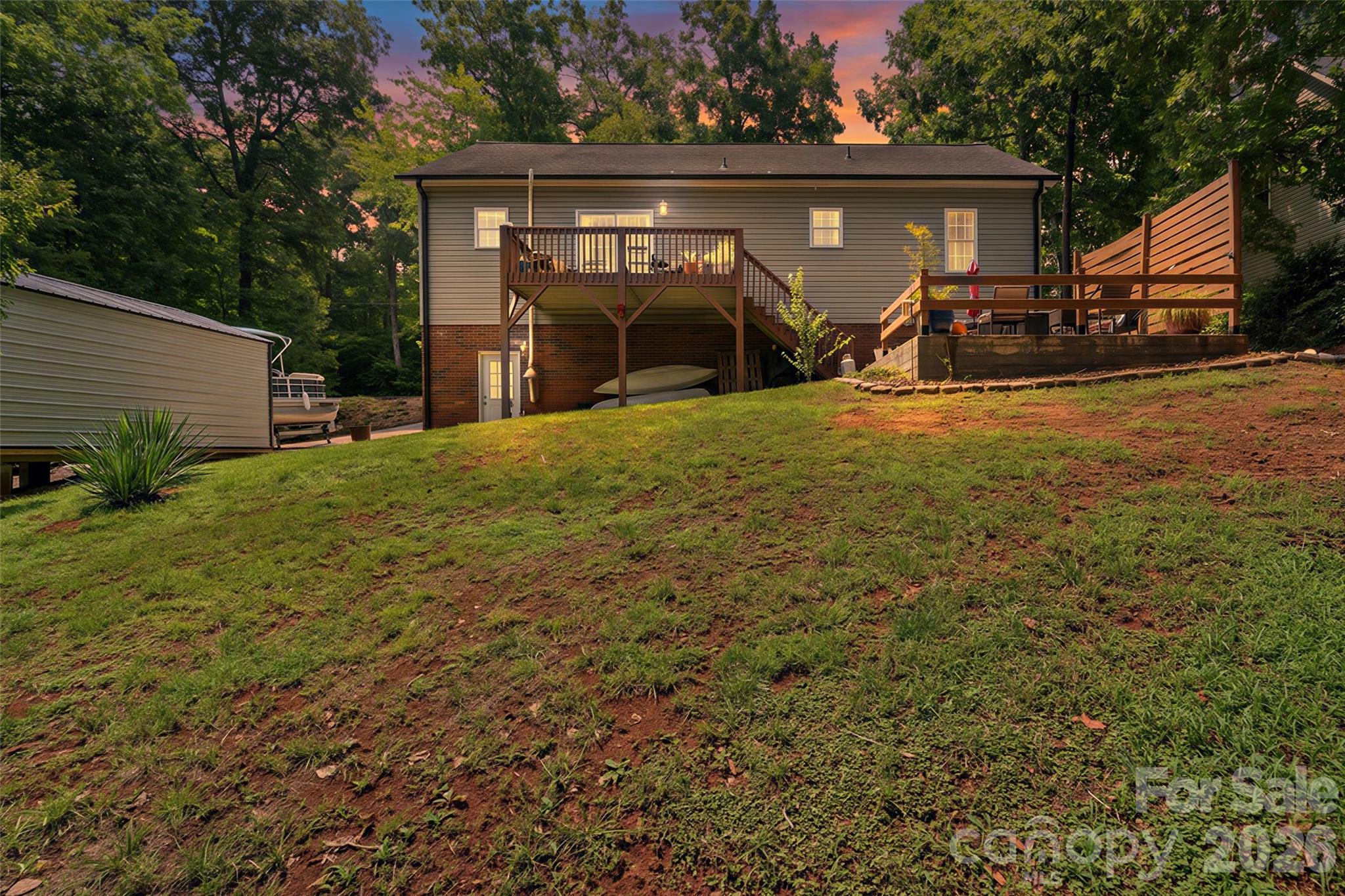 290 Skyland Drive