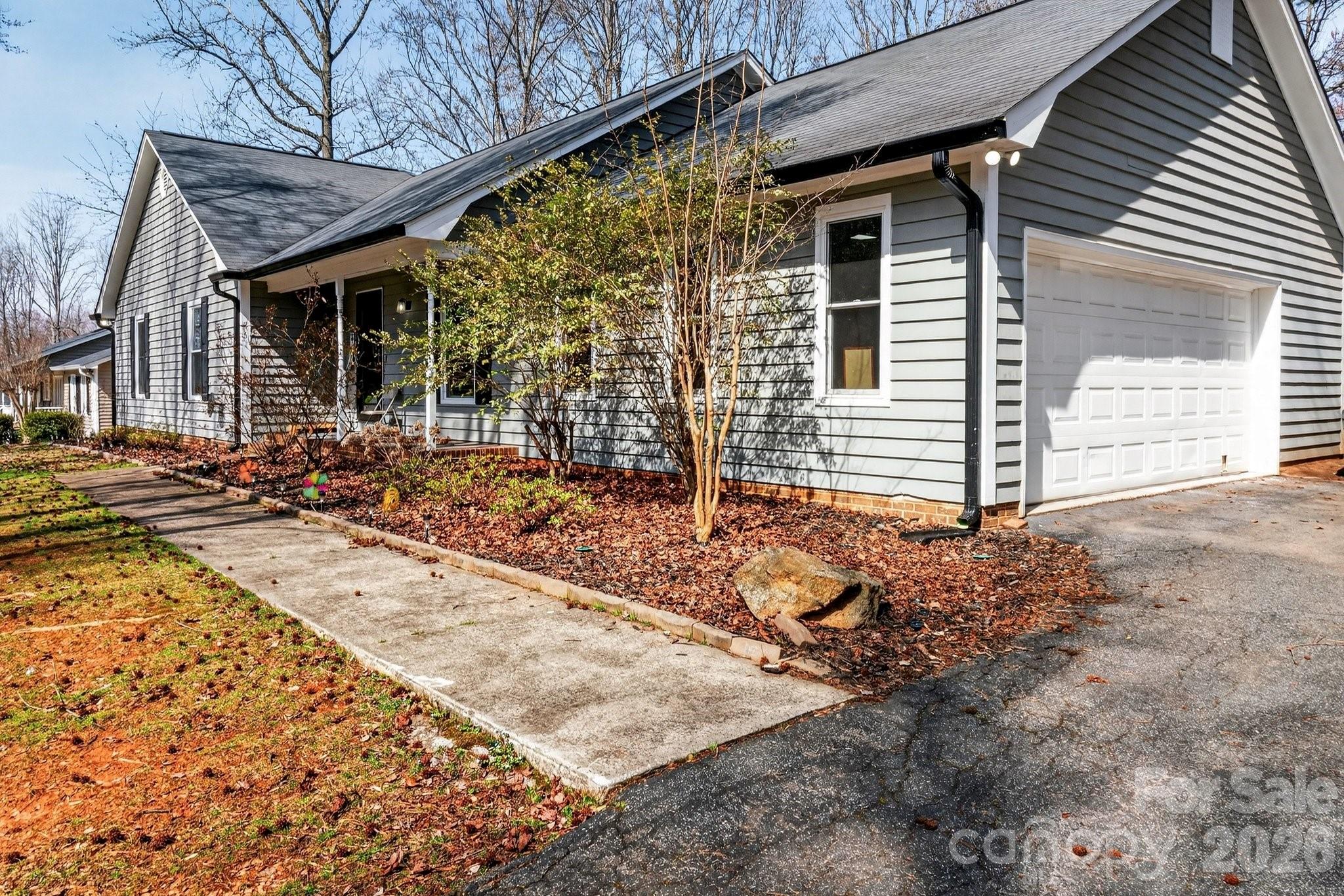 7795 Old Post Road