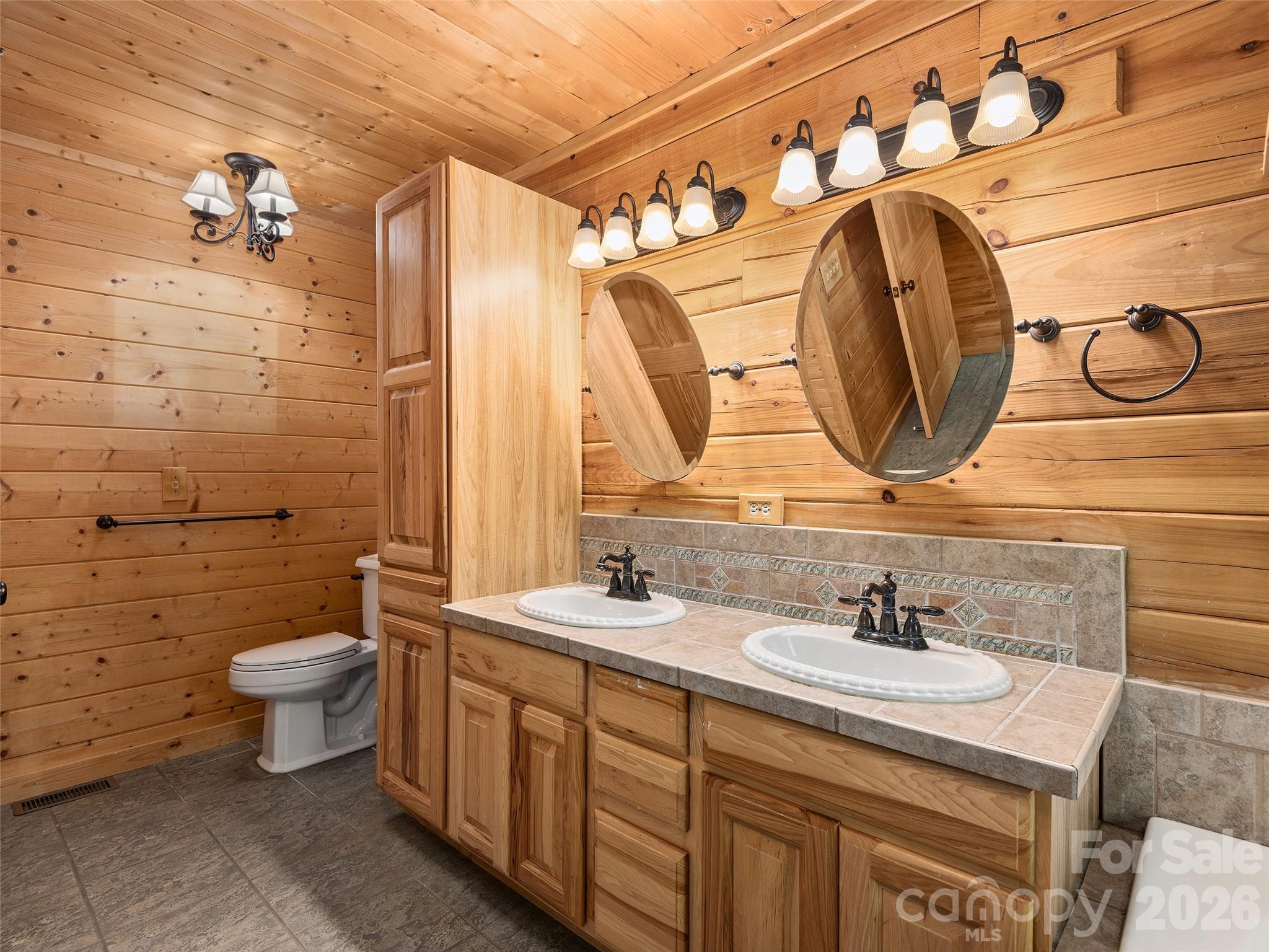 Lake Adger - Residential