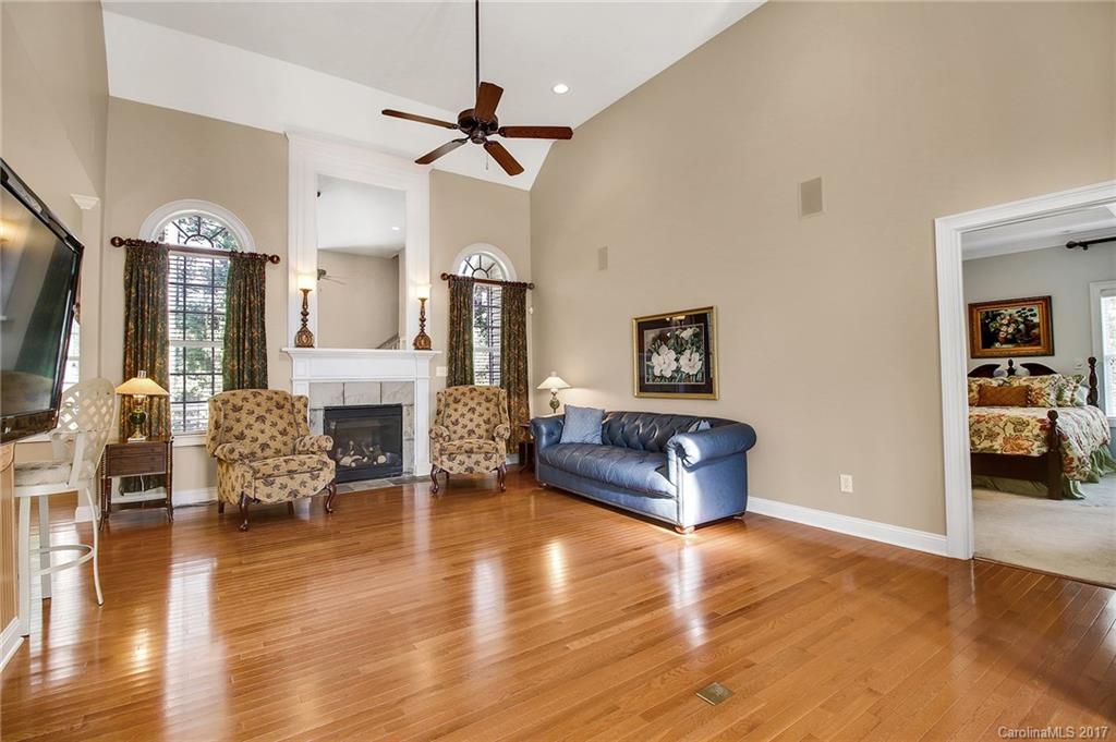 Seven Oaks - Residential