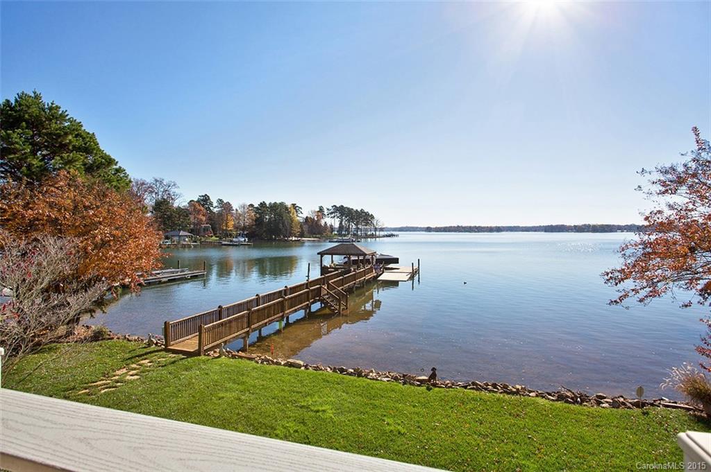 Royal Pointe - Residential