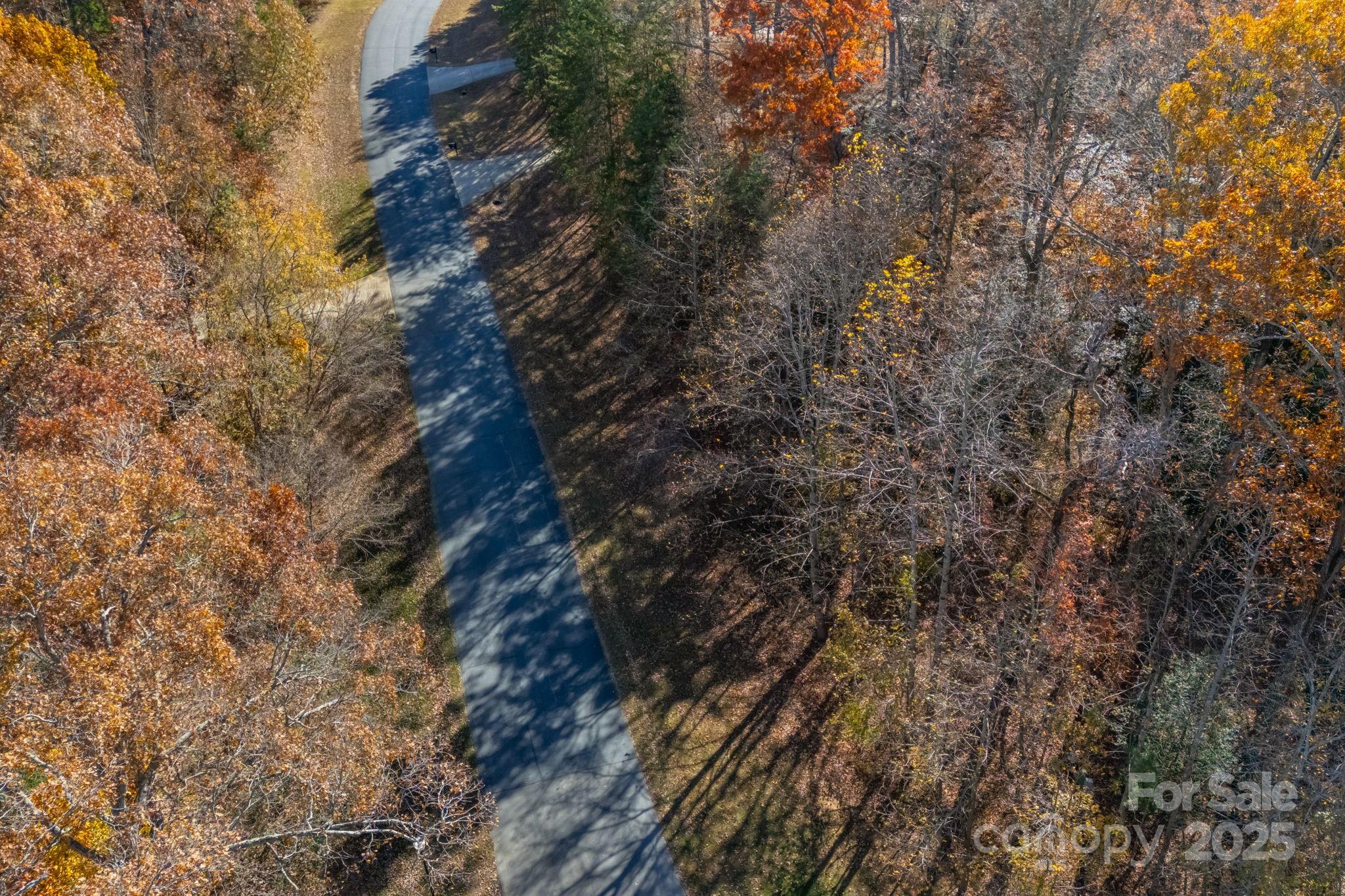 Yachtsmans Point - Land