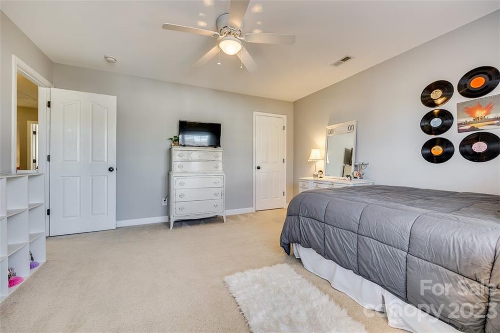 Laurel Meadow - Residential