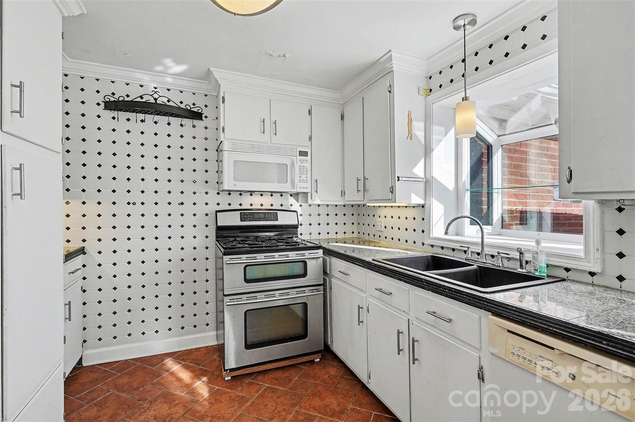 Marlwood Acres - Residential