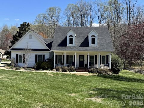 408 Mooreland Drive NE Conover NC 28613