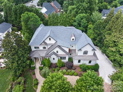 Photo of 2132 Foxcroft Woods Lane, Charlotte, NC 28211 (MLS # 4392862)