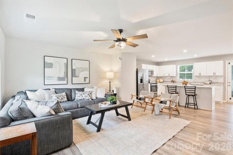 Photo of 7016 Ludell Lane, Charlotte, NC 28215 (MLS # 4410902)