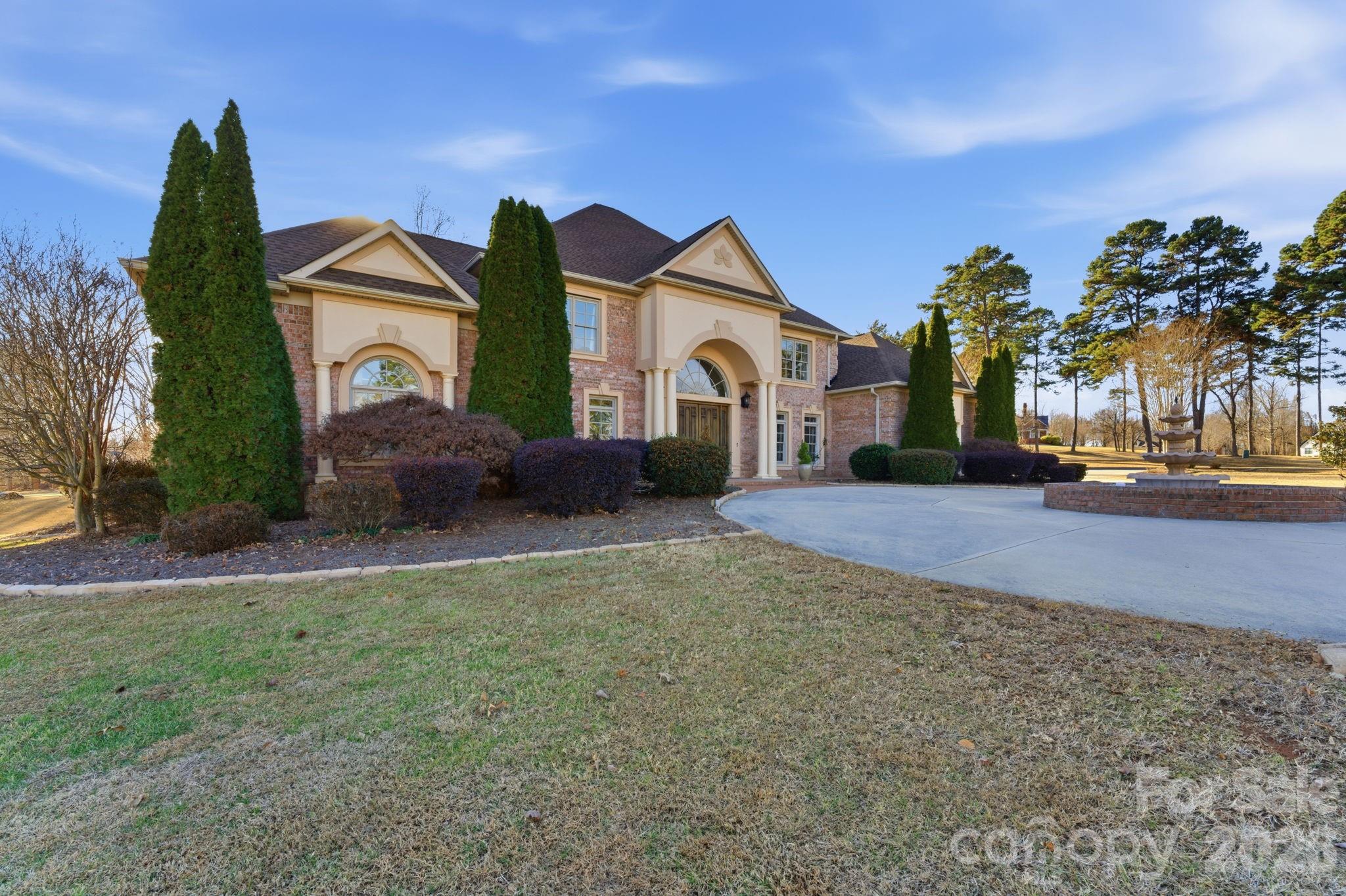 450 Beaver Creek Road 14