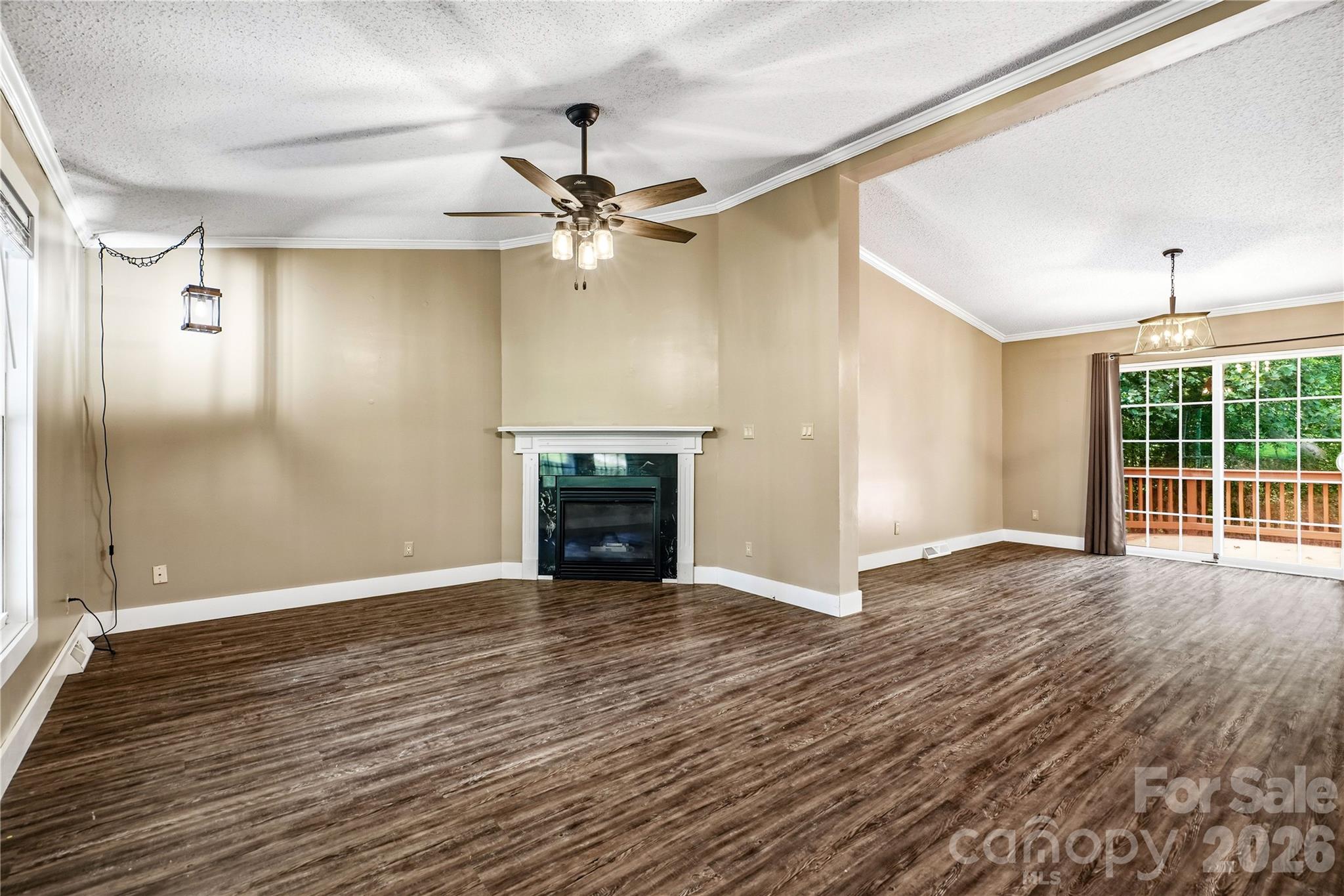 3555 Lake Bluff Drive