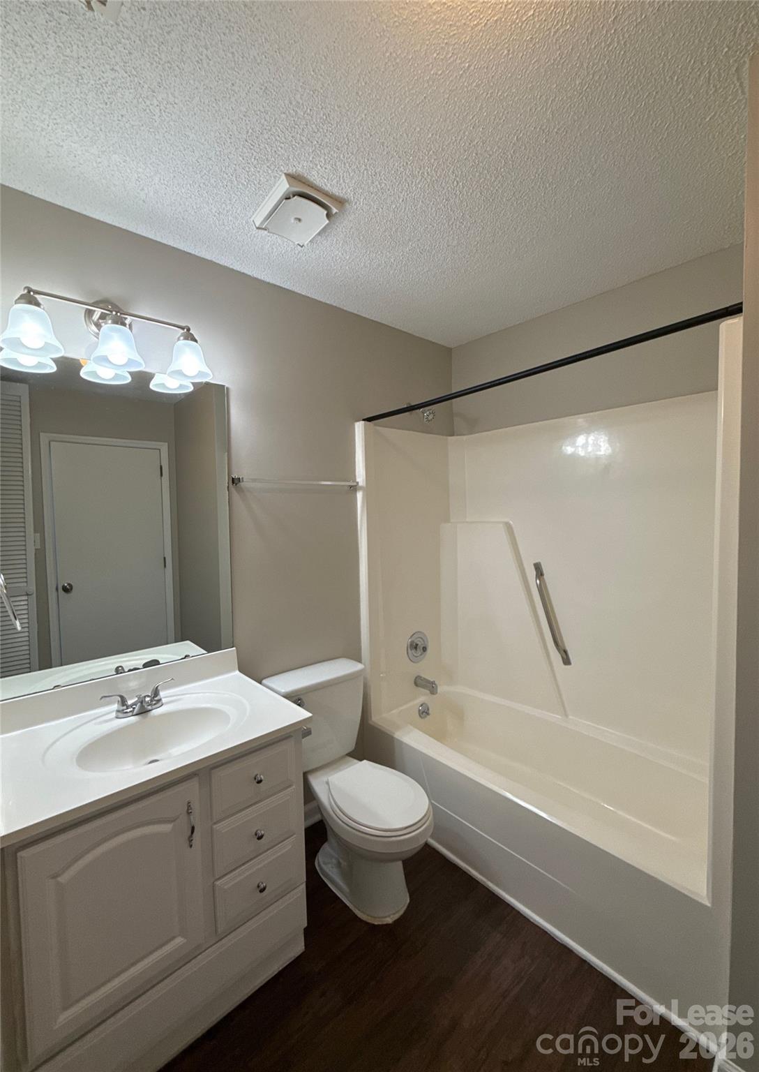 Hunters Crossing - Residential Lease