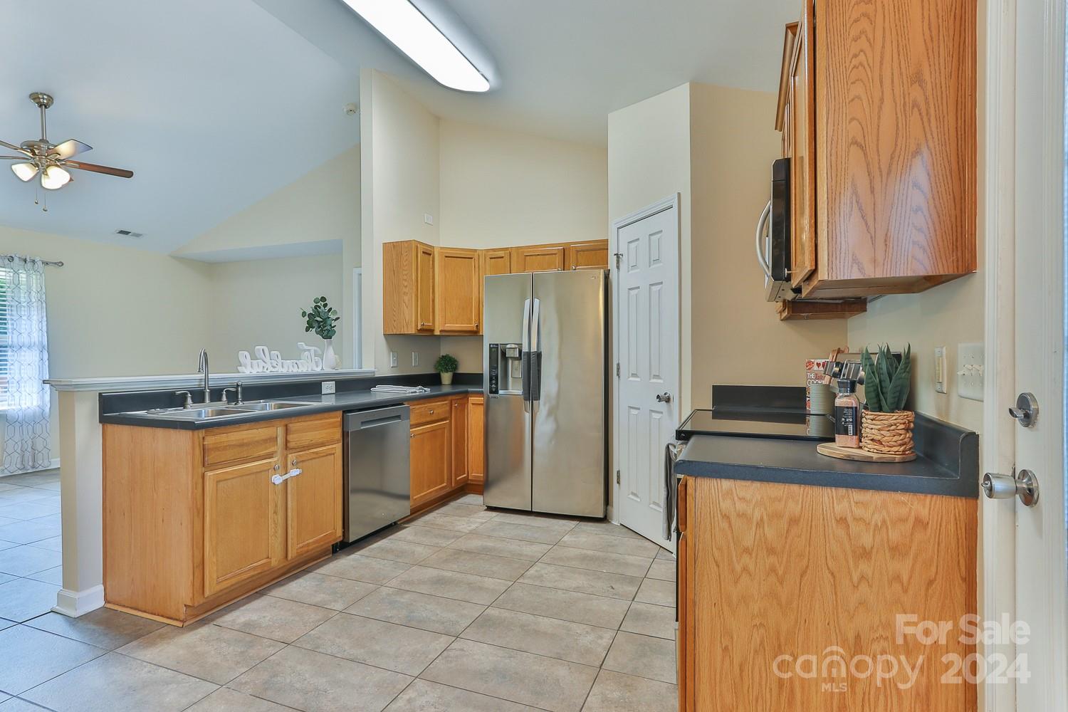 Lincoln Greens - Residential