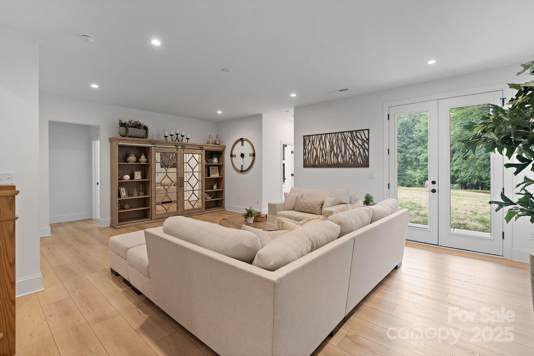 Summit - Residential