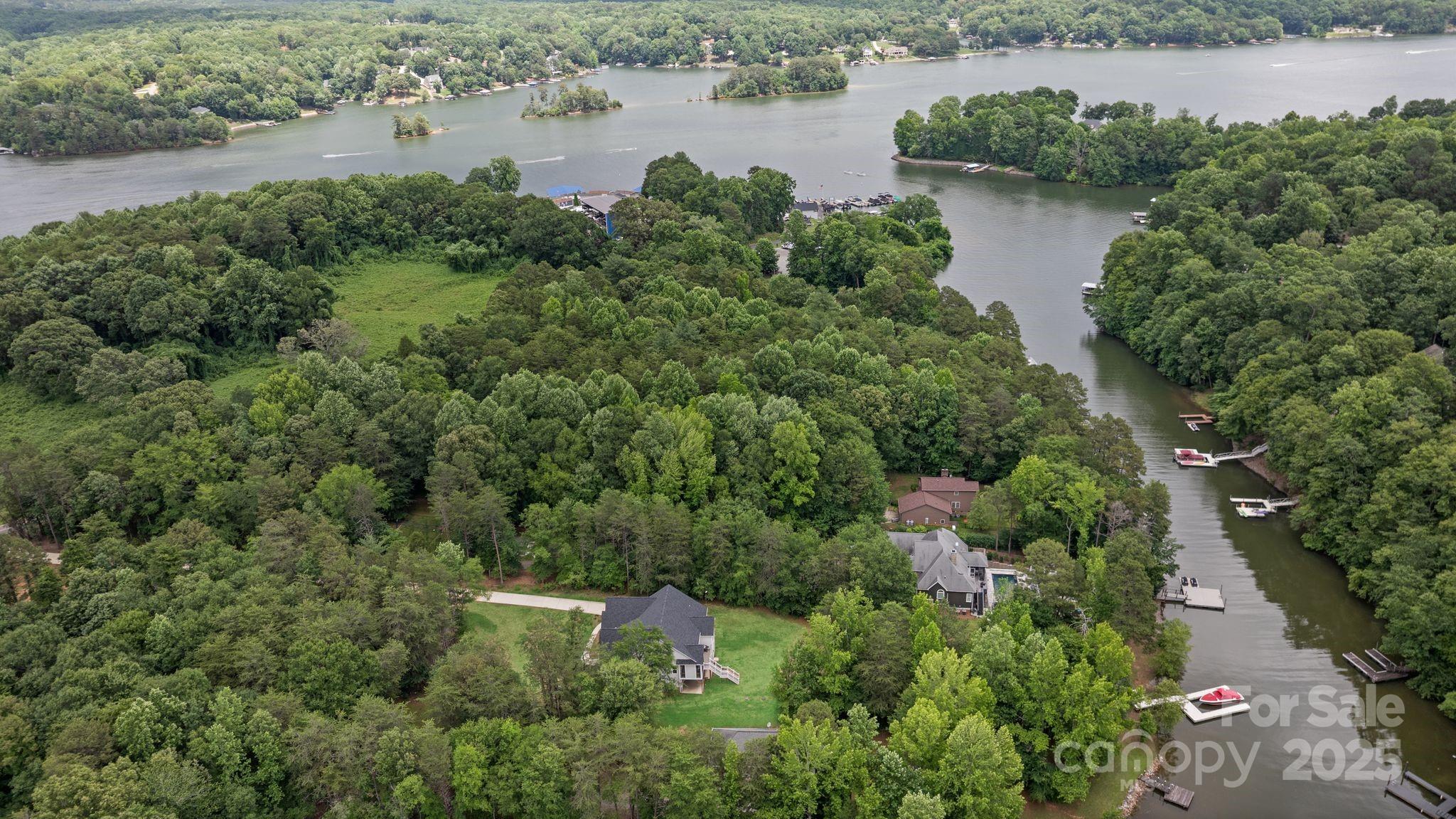 8283 Long Island Road