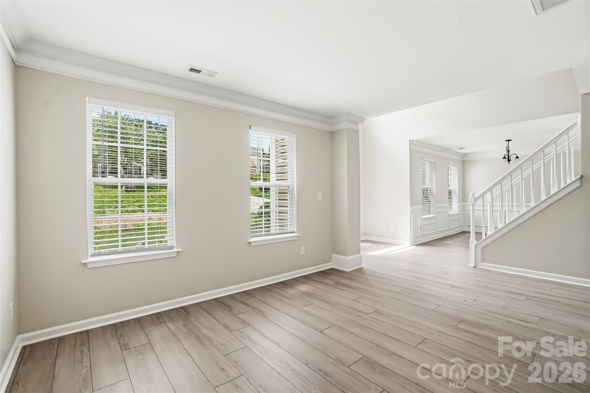 5012 Eagle Creek Drive