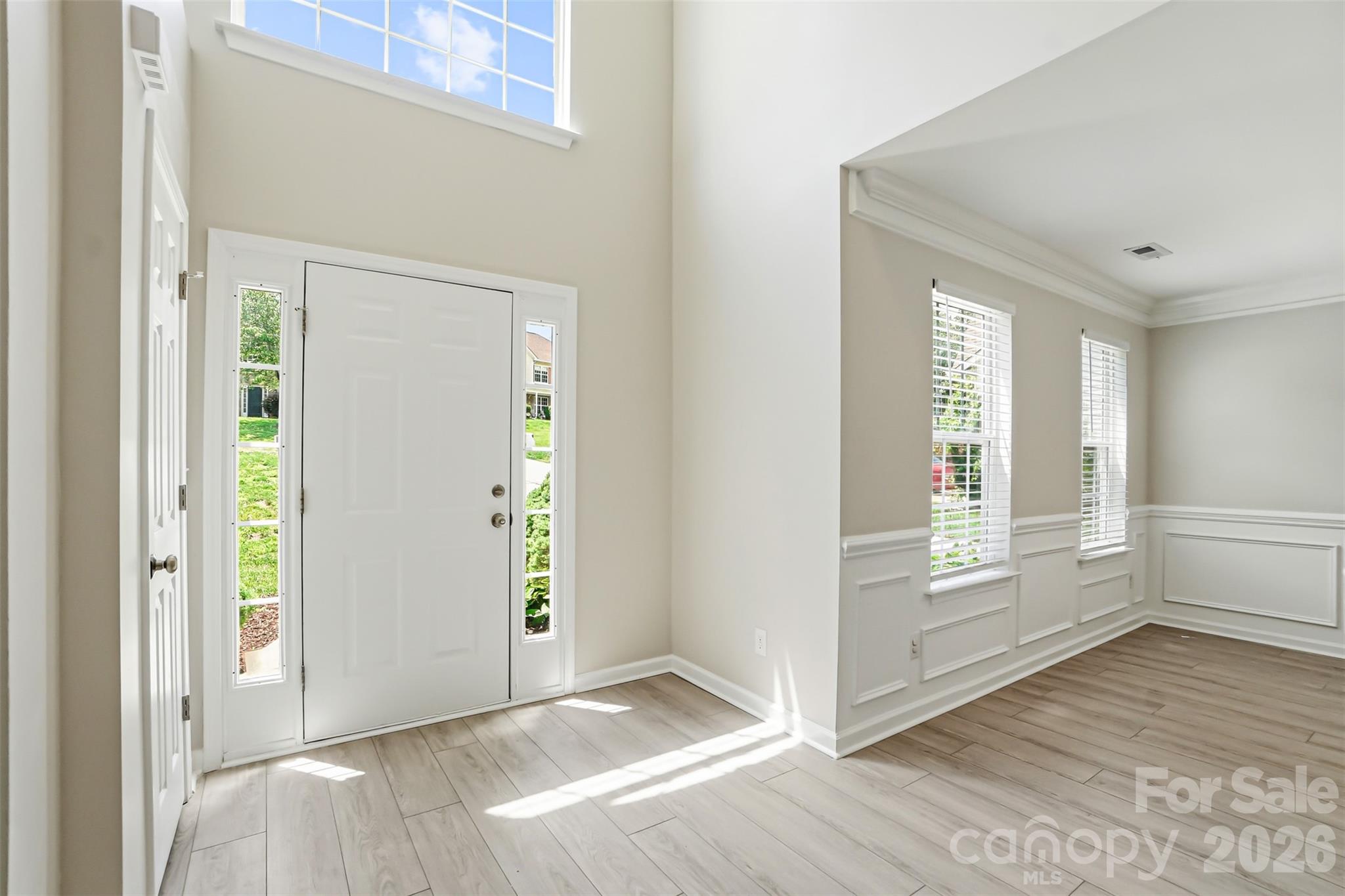 5012 Eagle Creek Drive