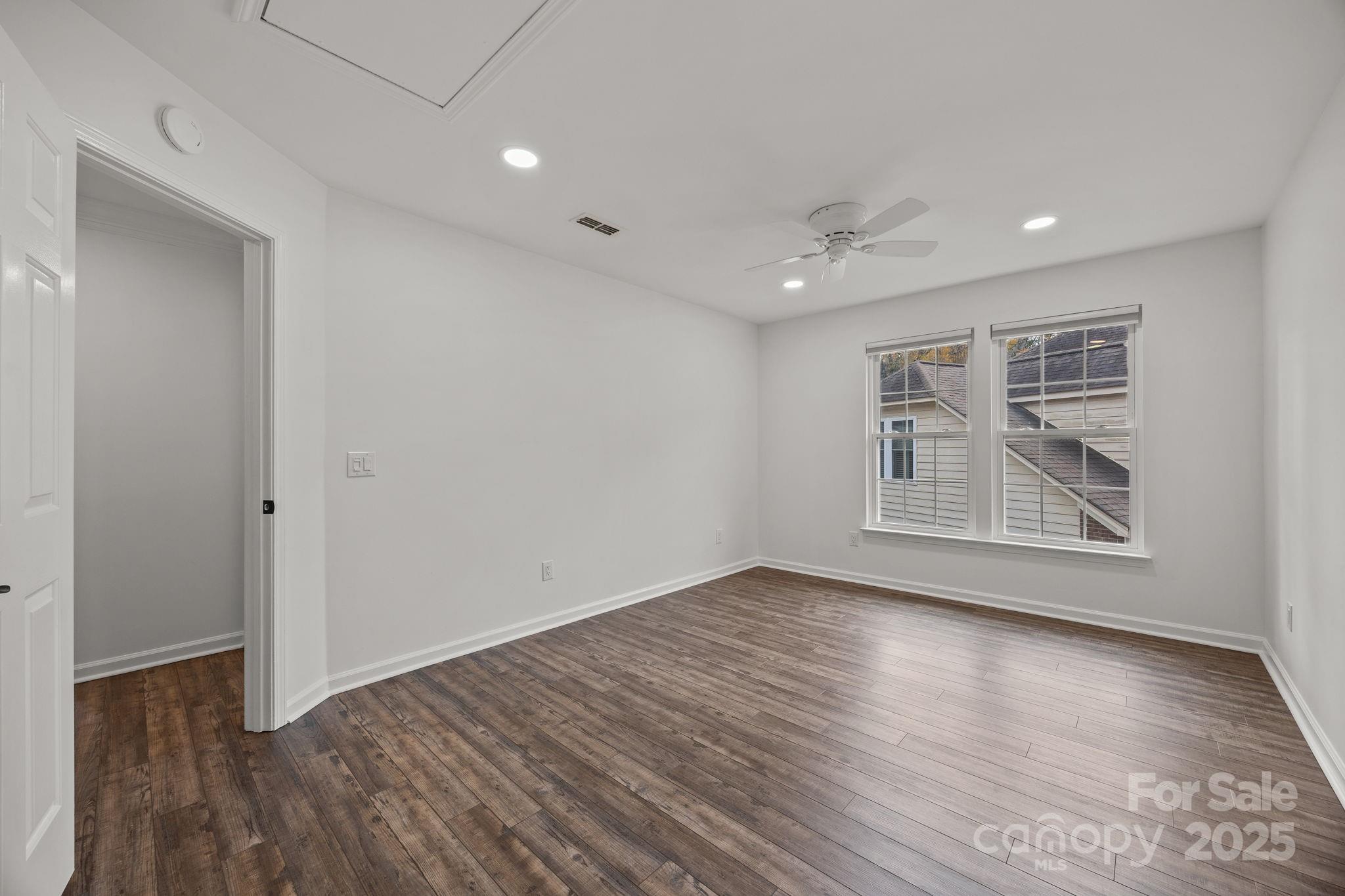 Woods at Lake Davidson - Residential