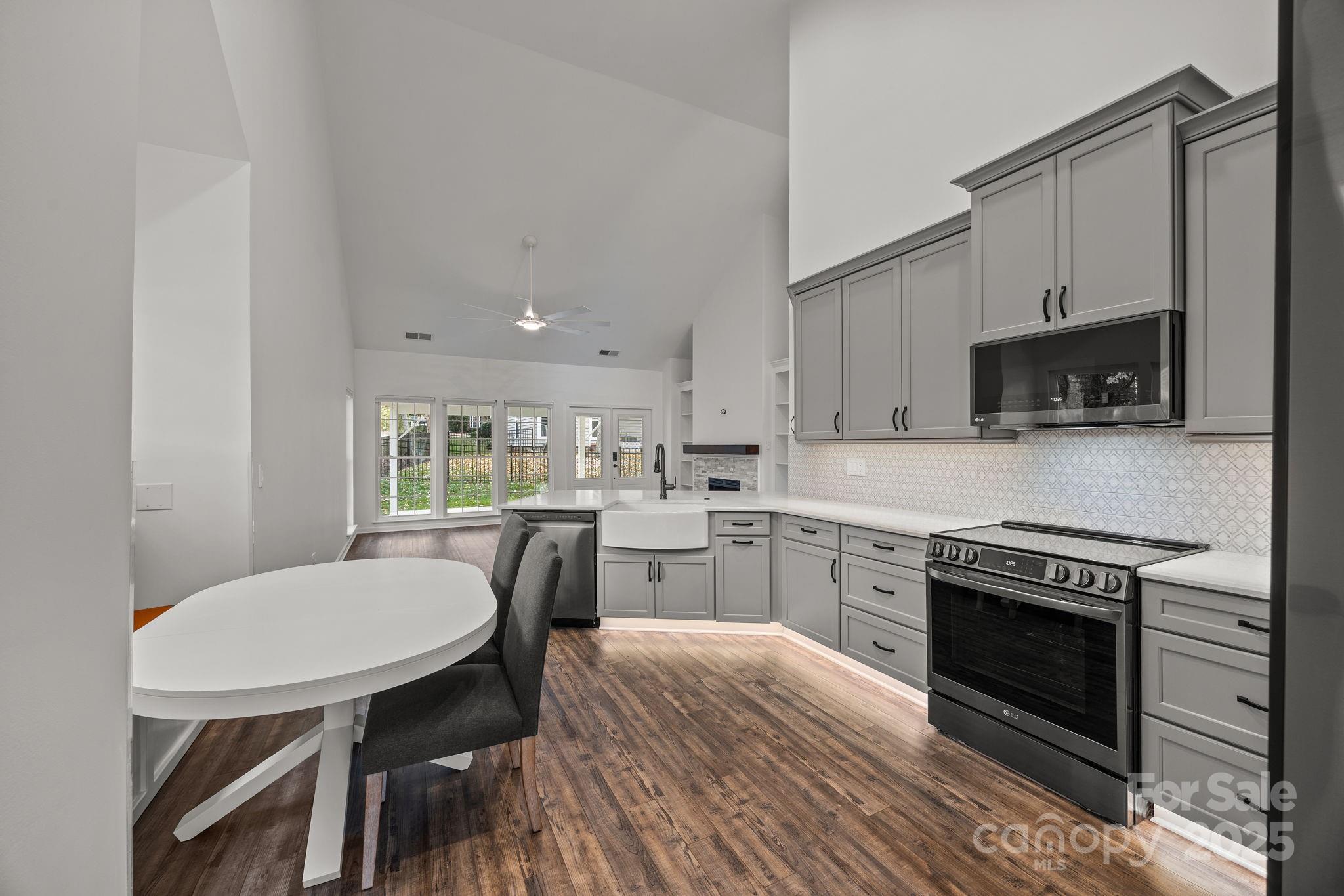 Woods at Lake Davidson - Residential