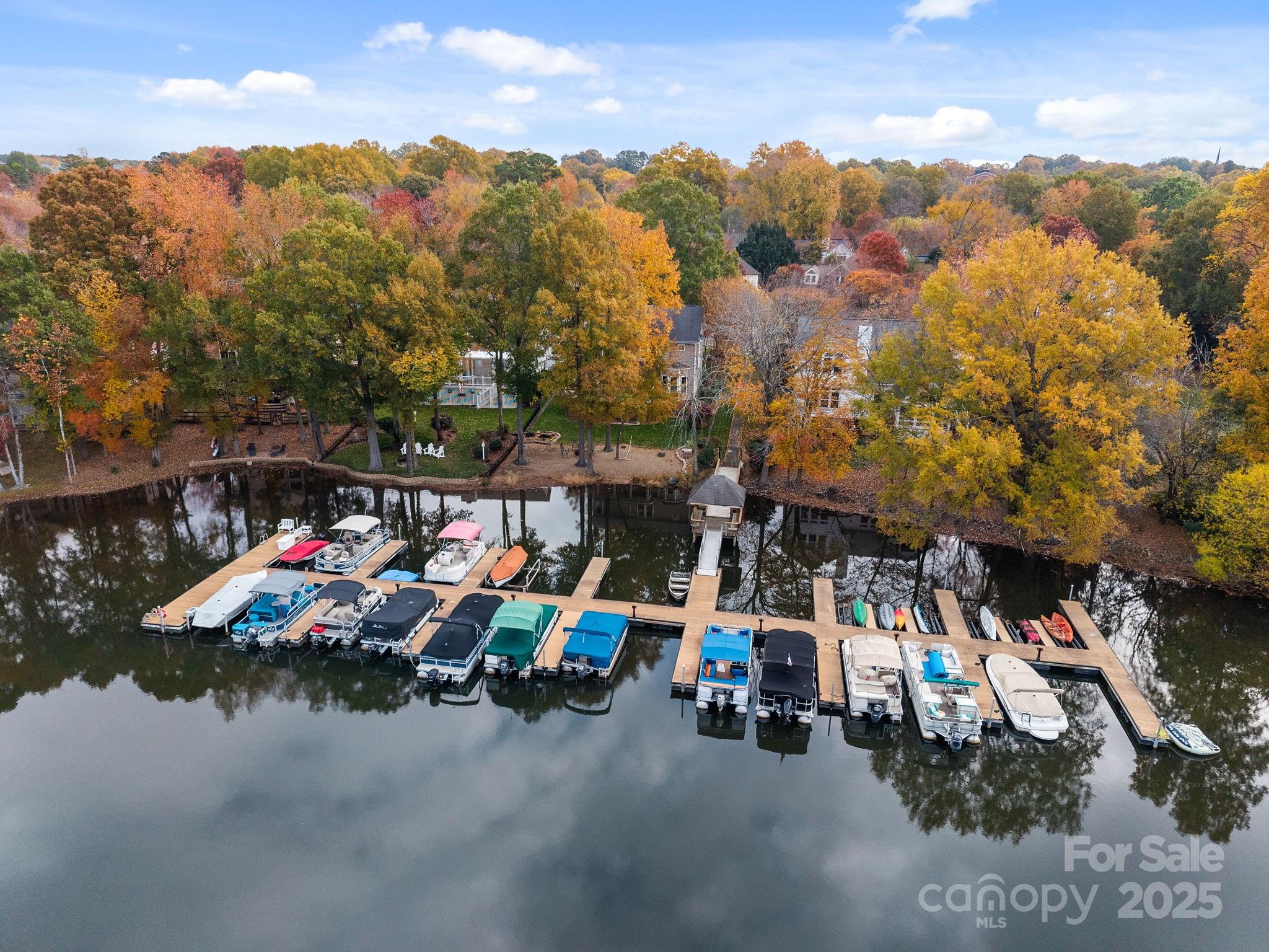 Woods at Lake Davidson - Residential