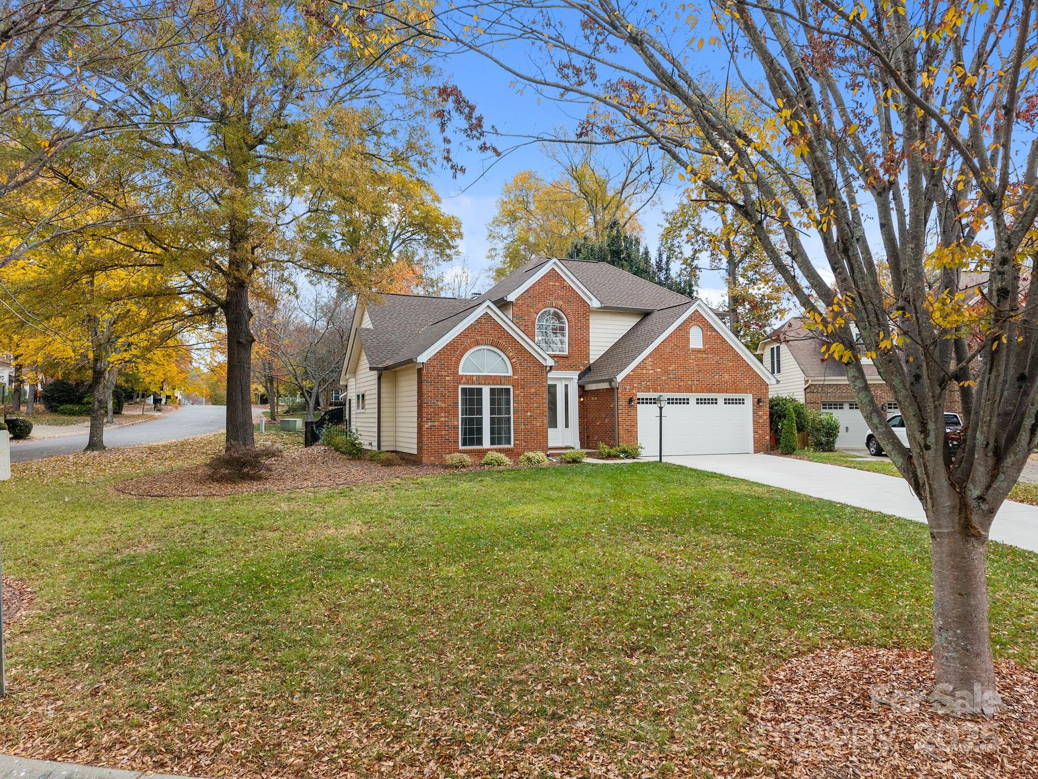 102 Lake Davidson Circle