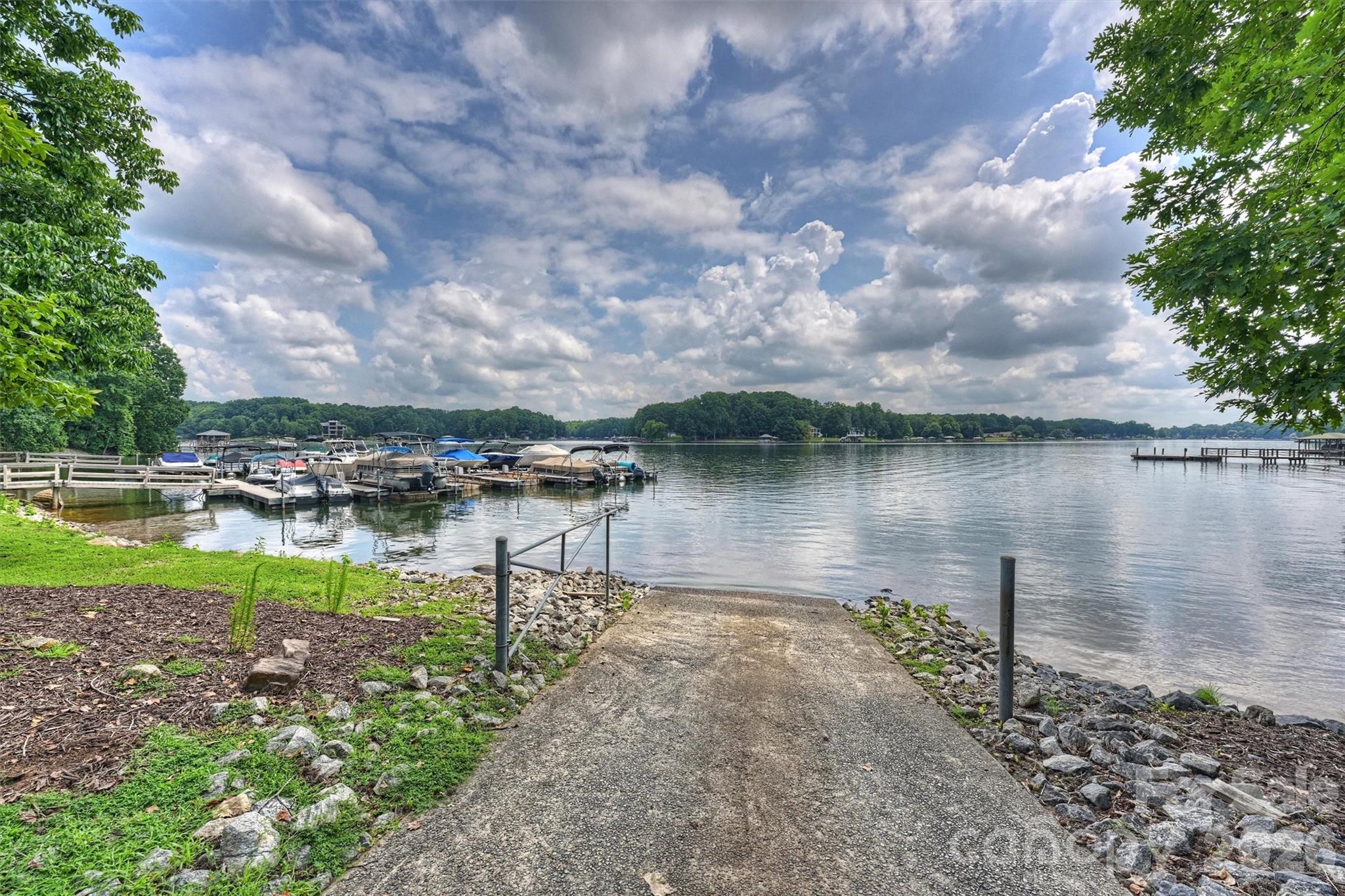 Shavenders Bluff - Residential