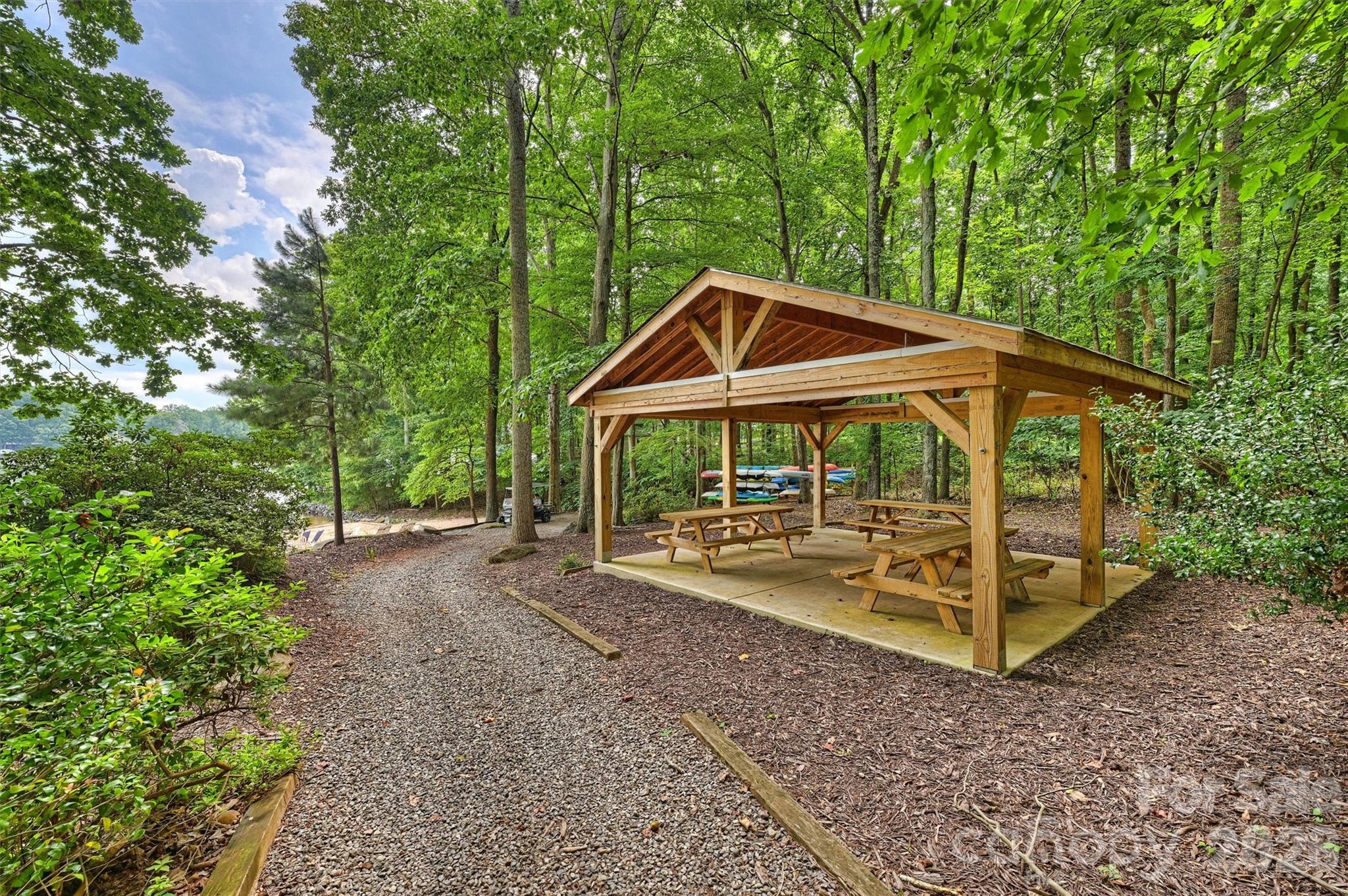 Shavenders Bluff - Residential