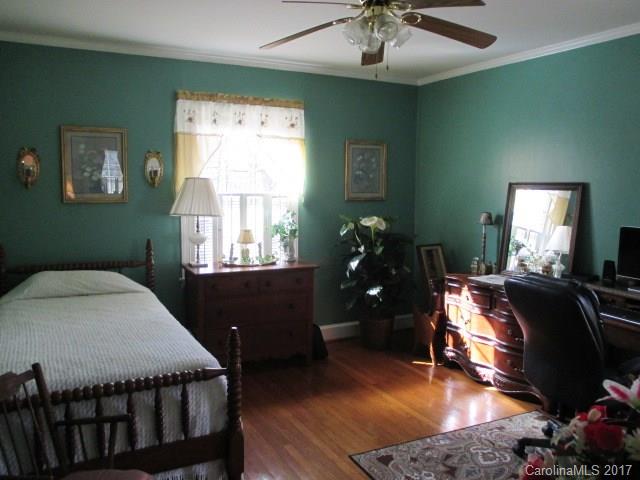 Forest Hills - Residential