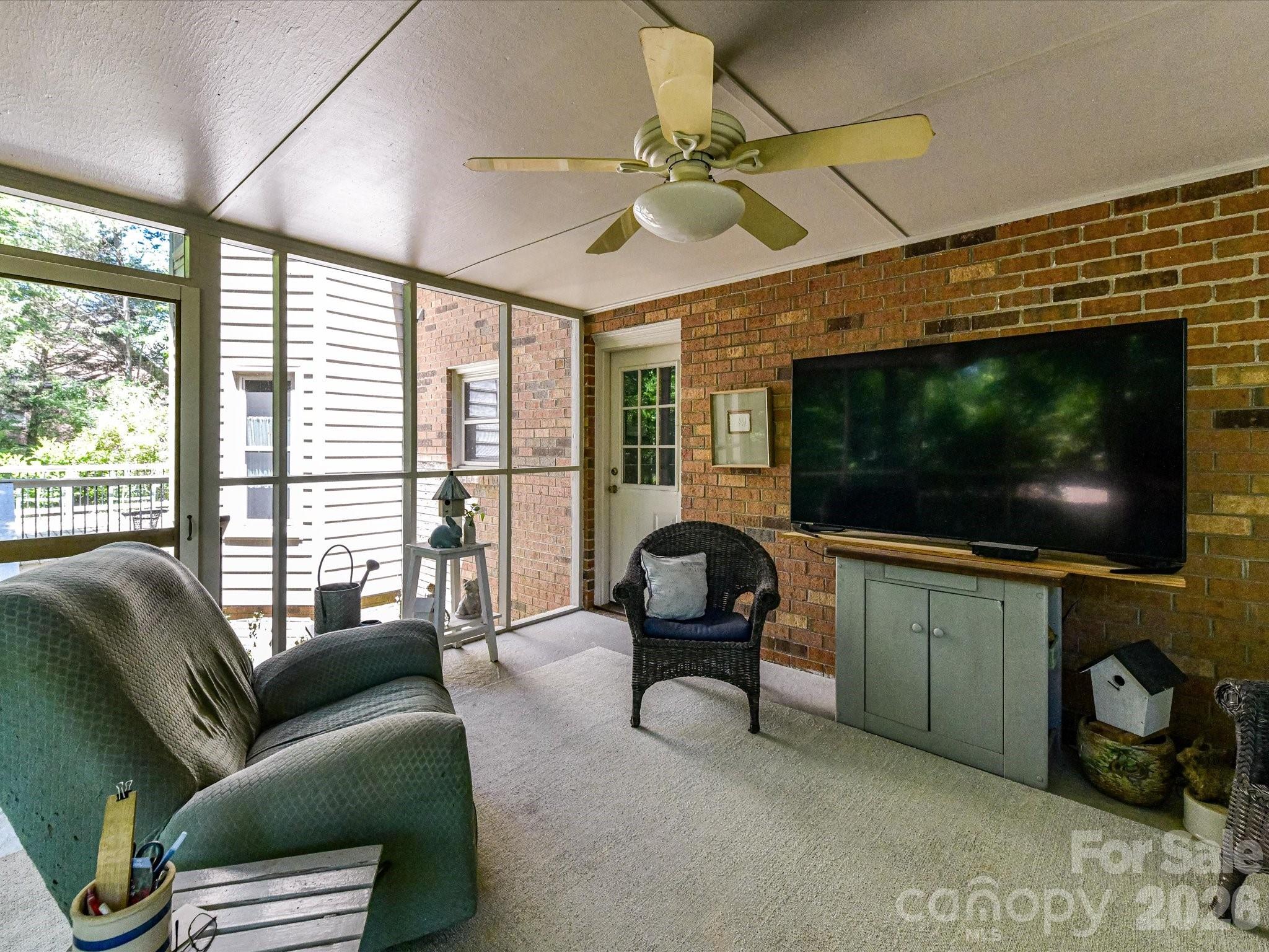 Carriage Downs - Residential