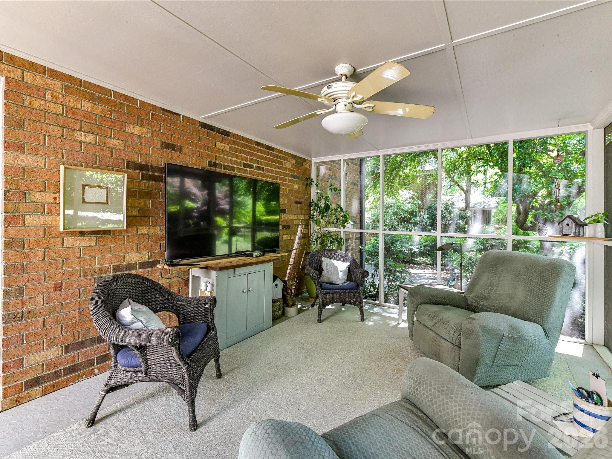 Carriage Downs - Residential