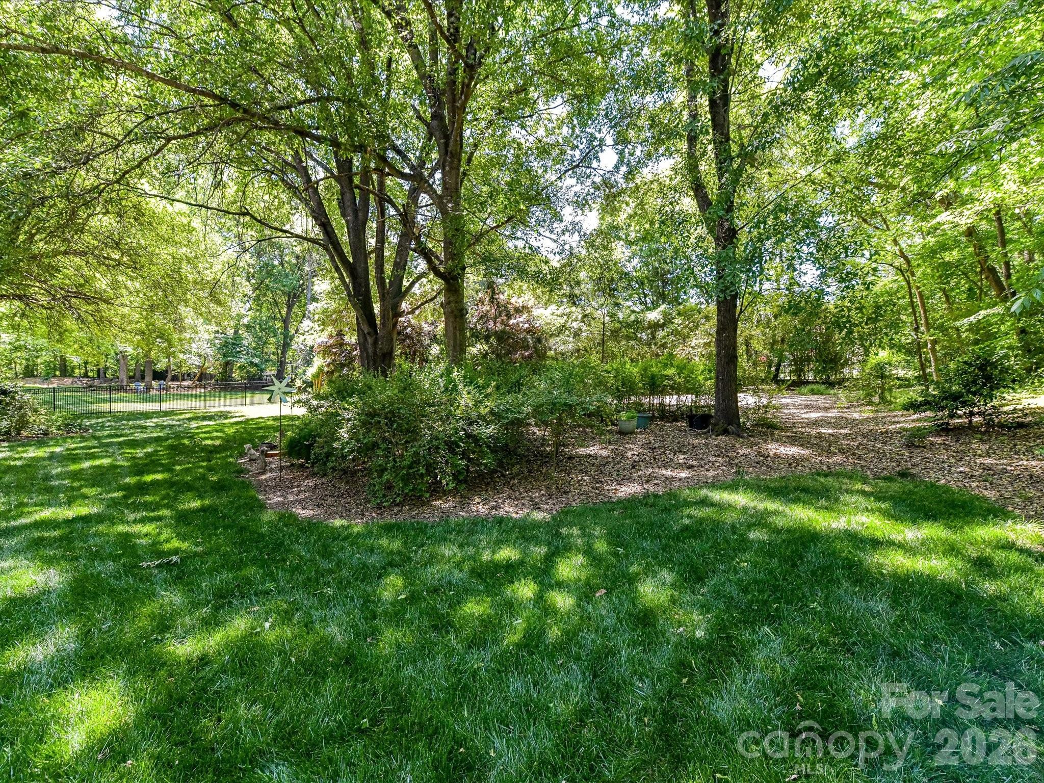 1531 Hansom Lane NW