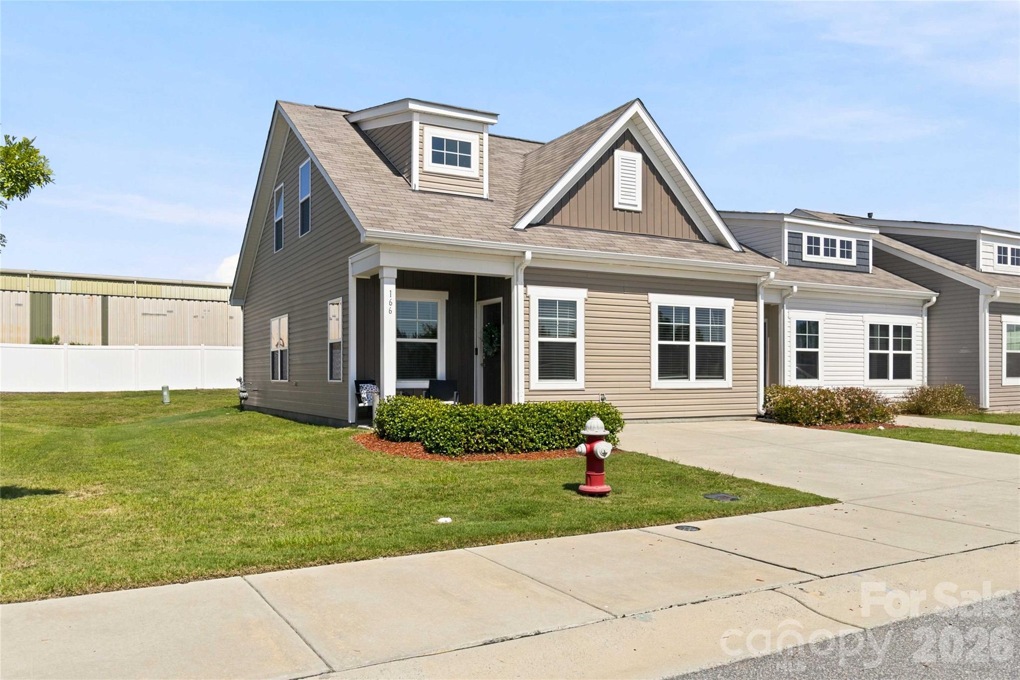 166 Canina Lane